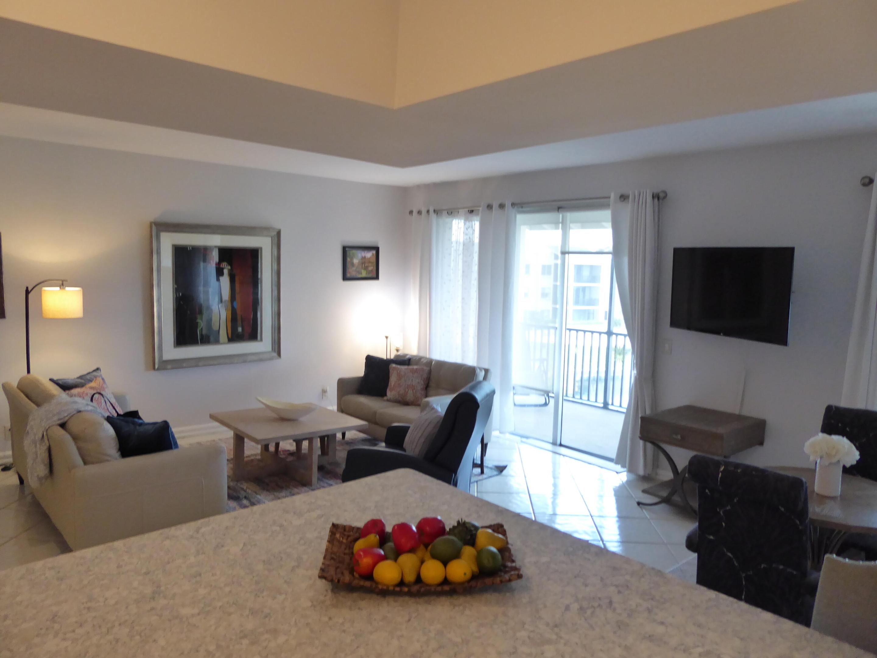 11811 Avenue Of The Pga 4-3a Avenue 4-3a