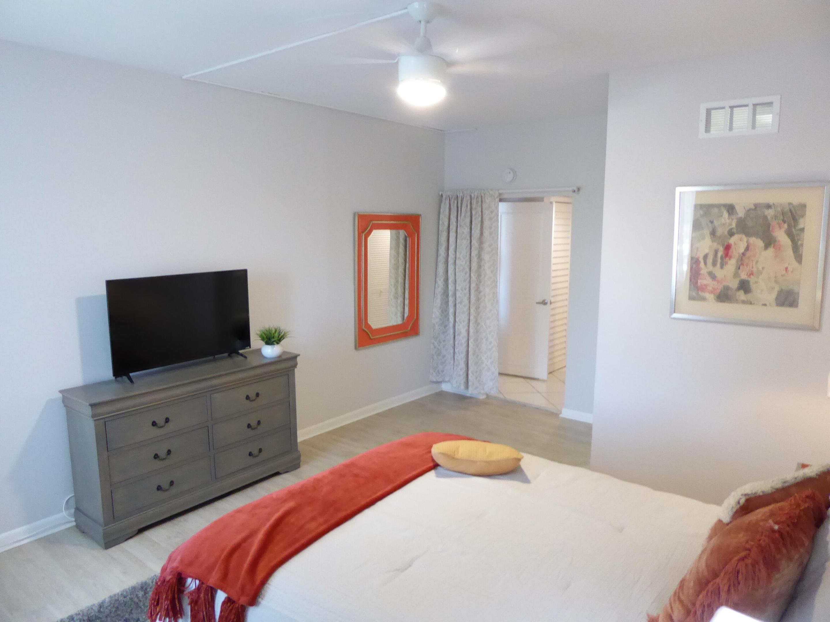 11811 Avenue Of The Pga 4-3a Avenue 4-3a