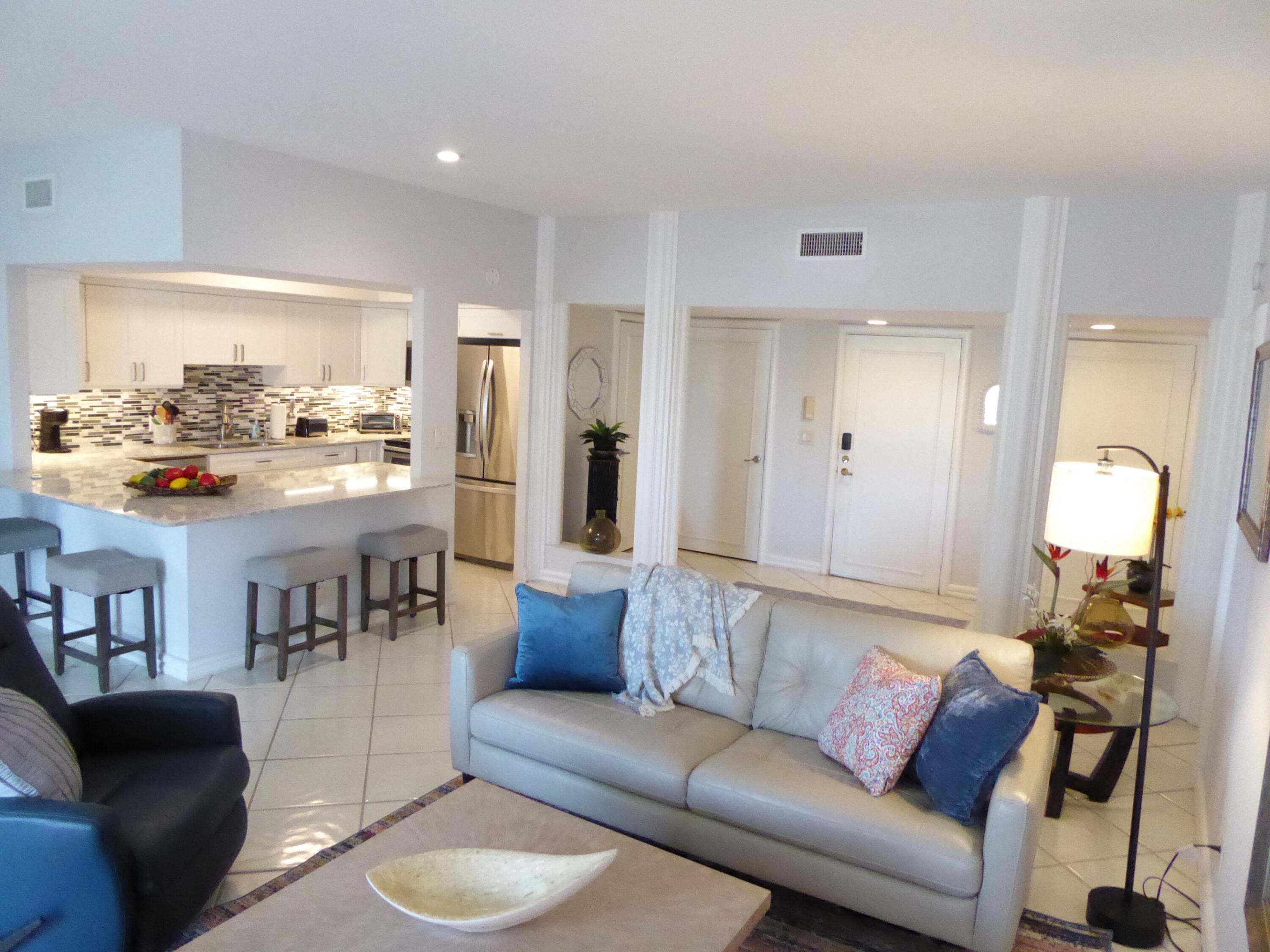 11811 Avenue Of The Pga 4-3a Avenue 4-3a