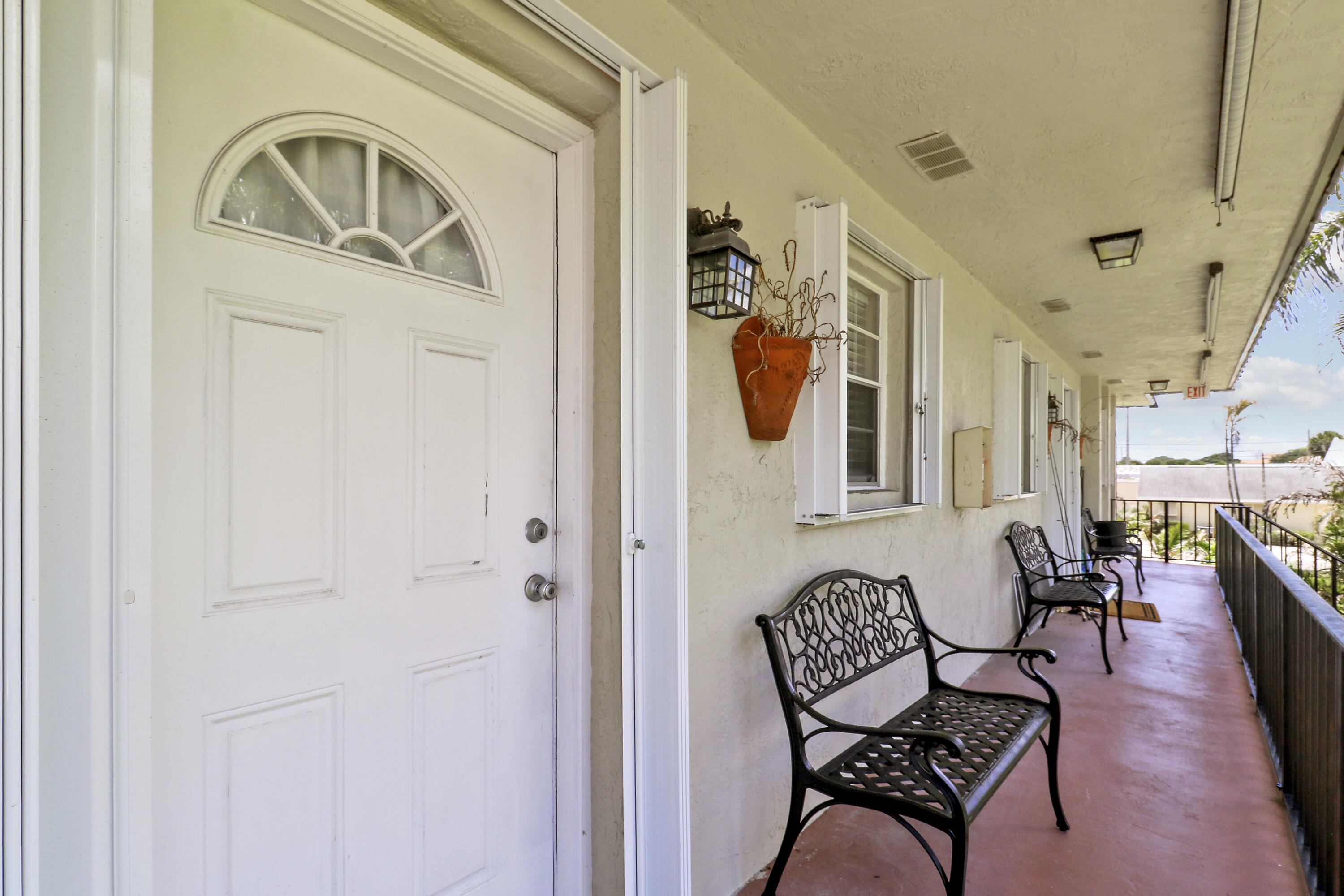 400 Fern Street C