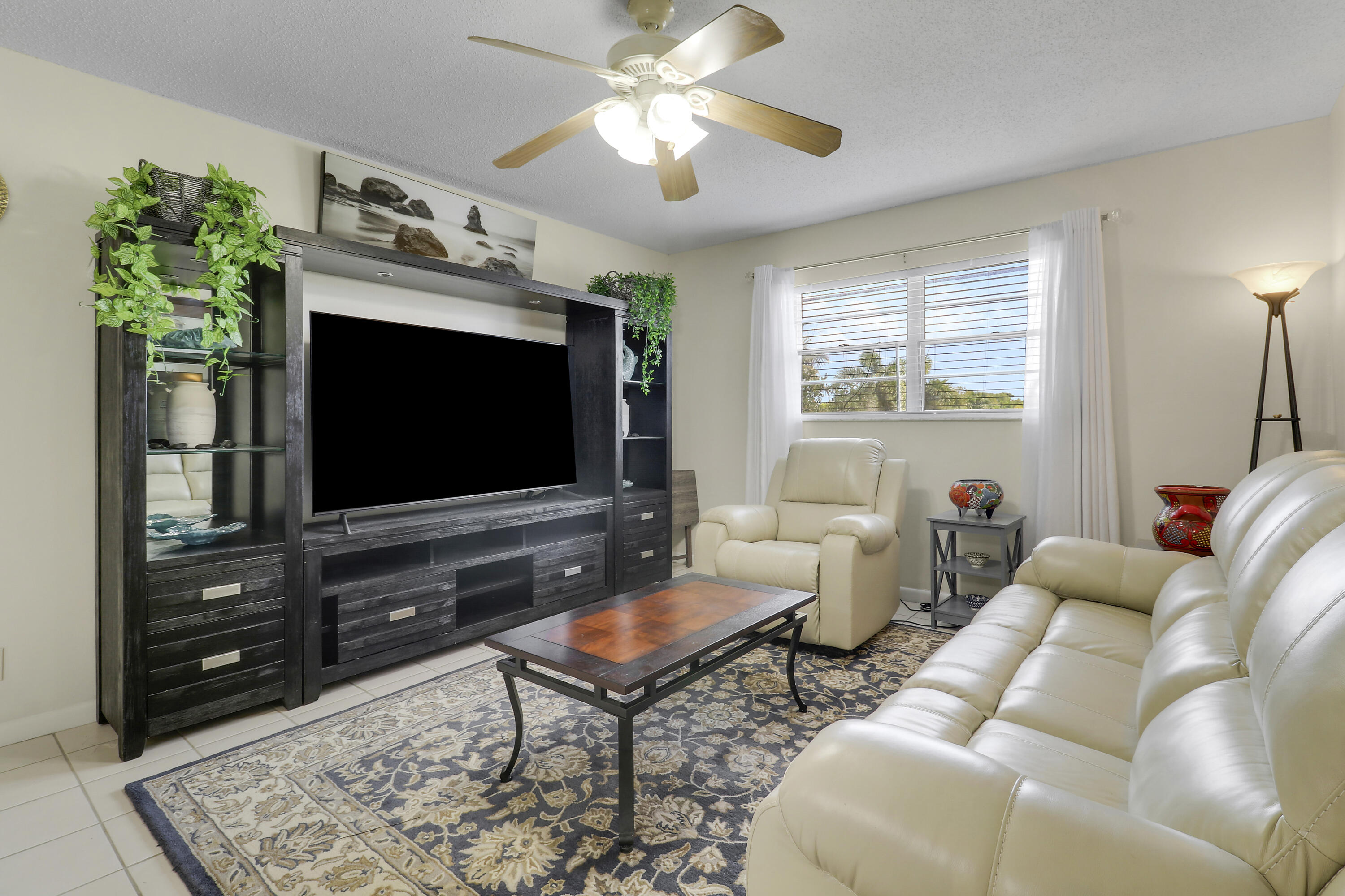 400 Fern Street C