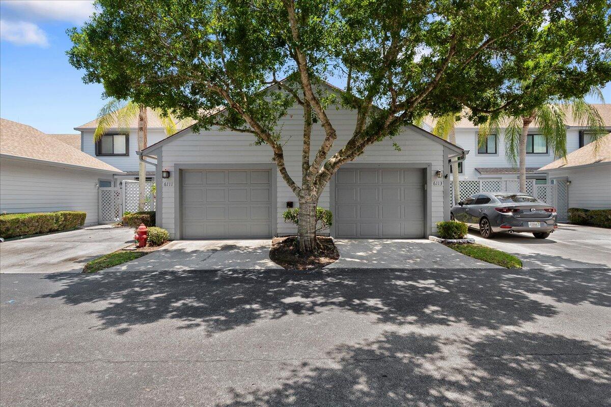 6111 SE Georgetown Place