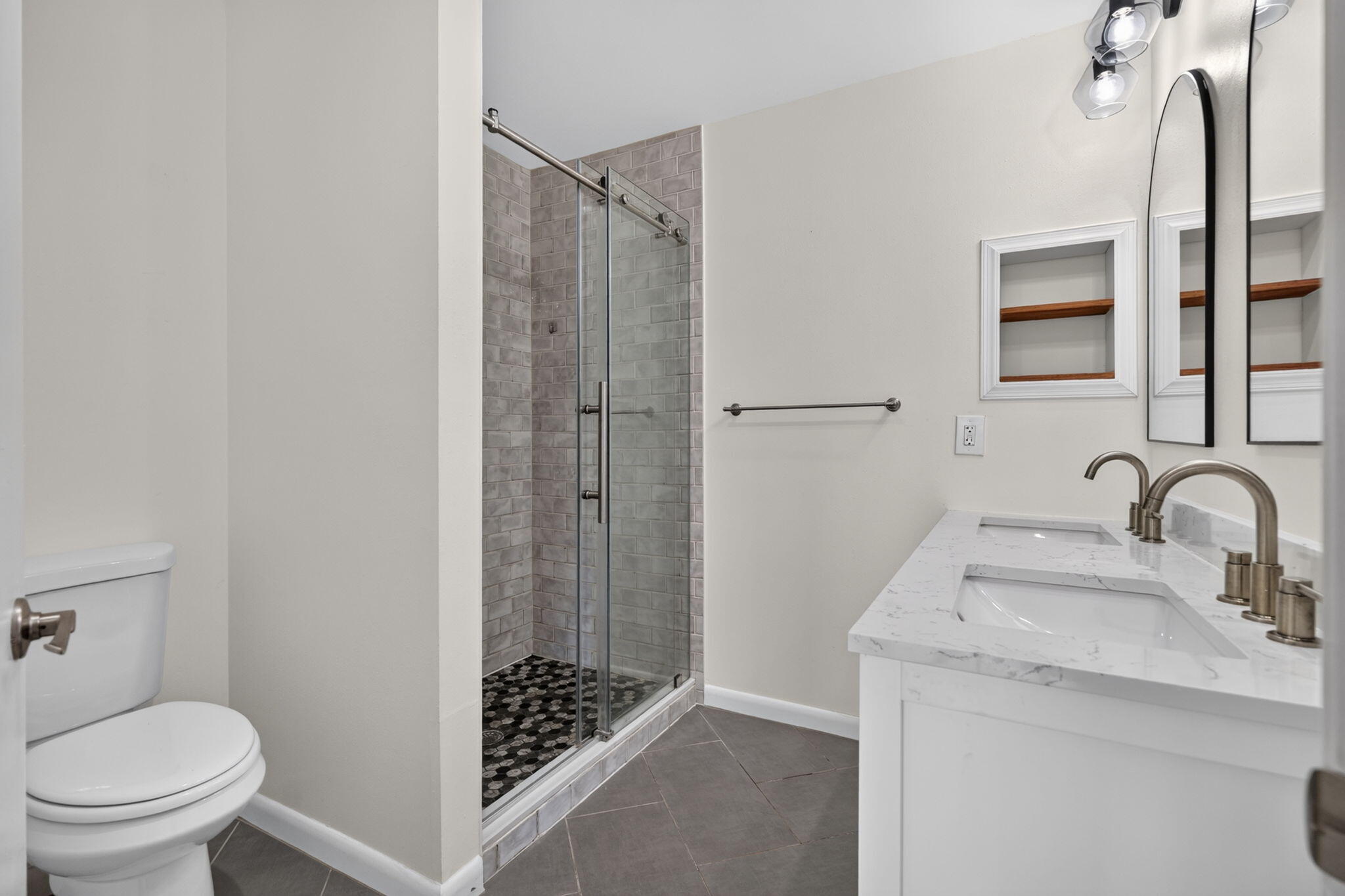 6254 Riverwalk Lane 5