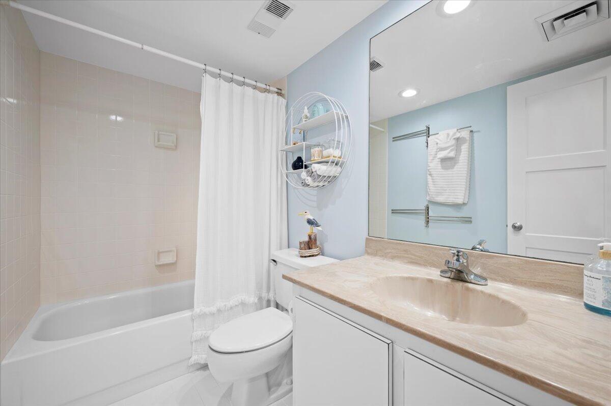 100 Ocean Trail Way 107