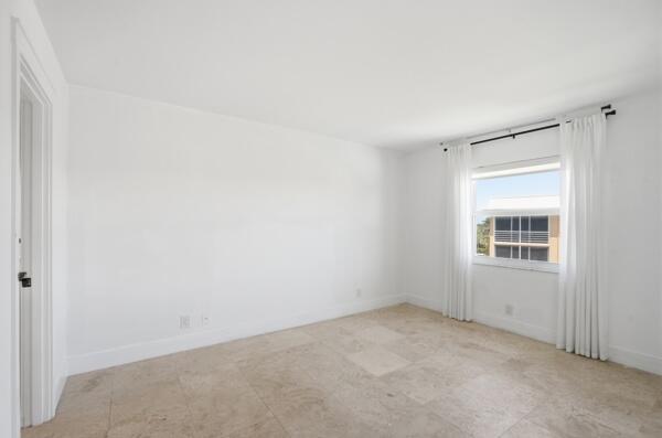 308 Golfview Road Ph03