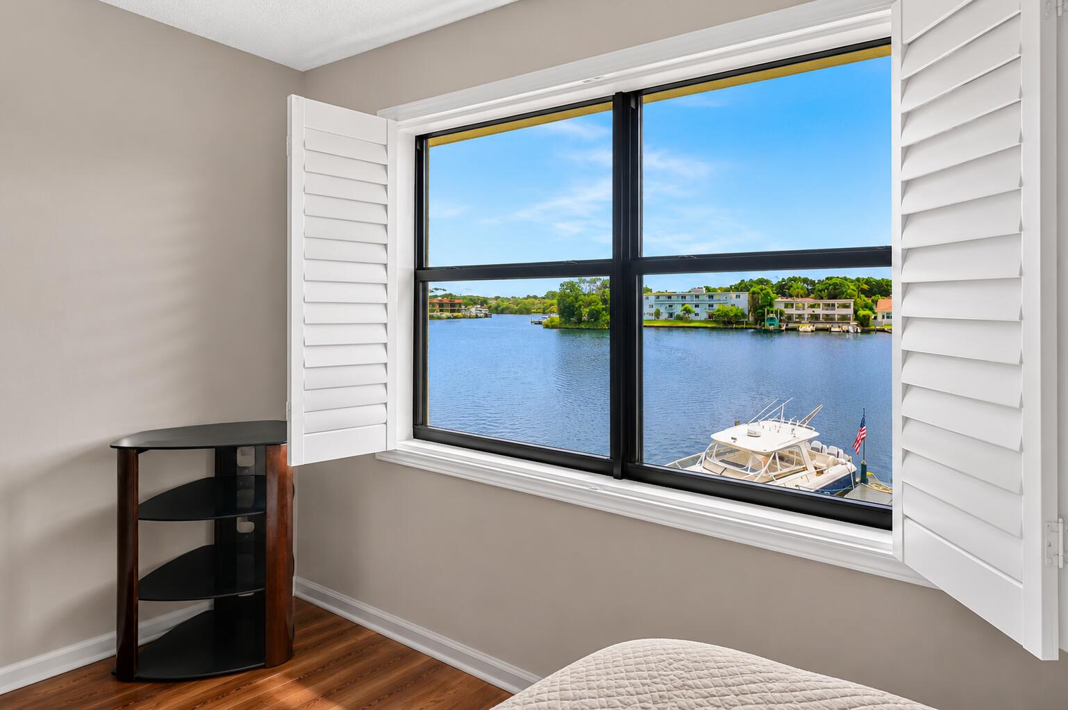 313 Lake Circle 316
