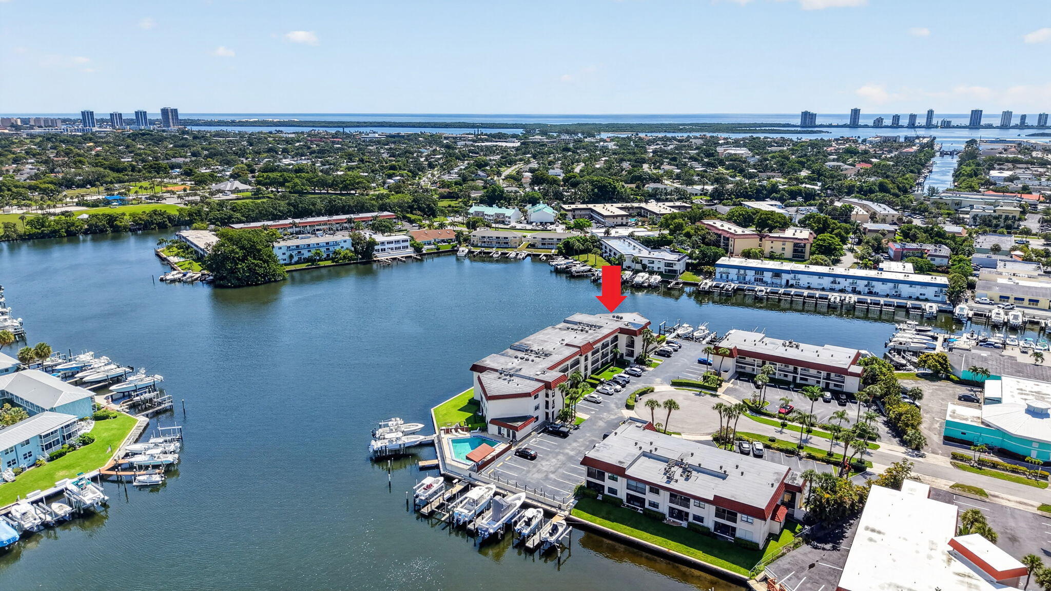 313 Lake Circle 316