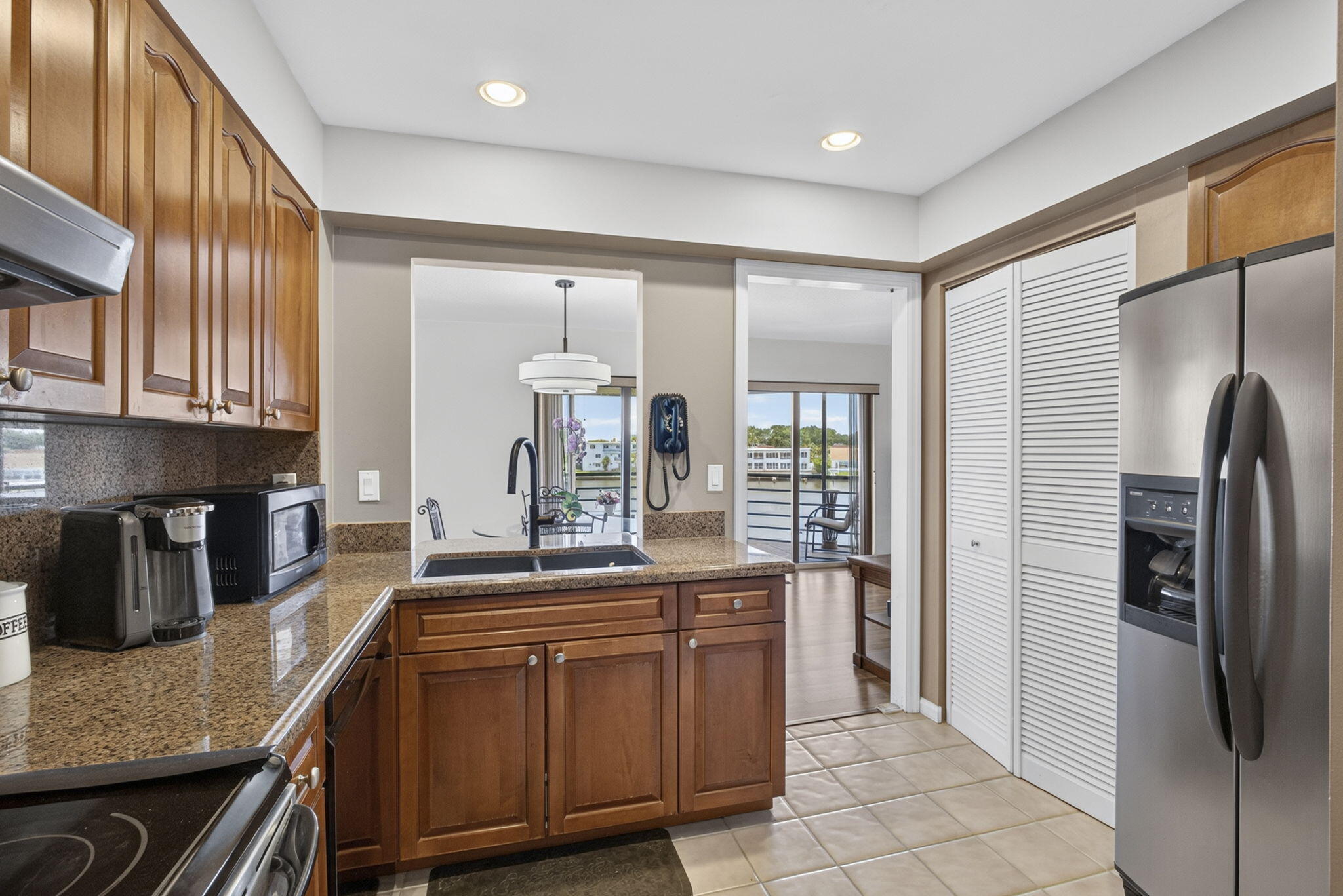 313 Lake Circle 316