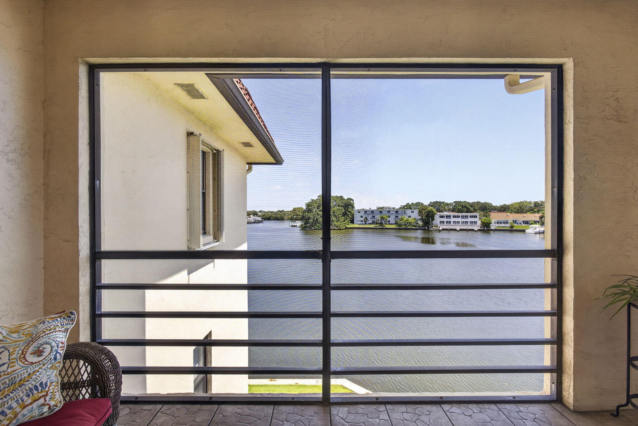 313 Lake Circle 316