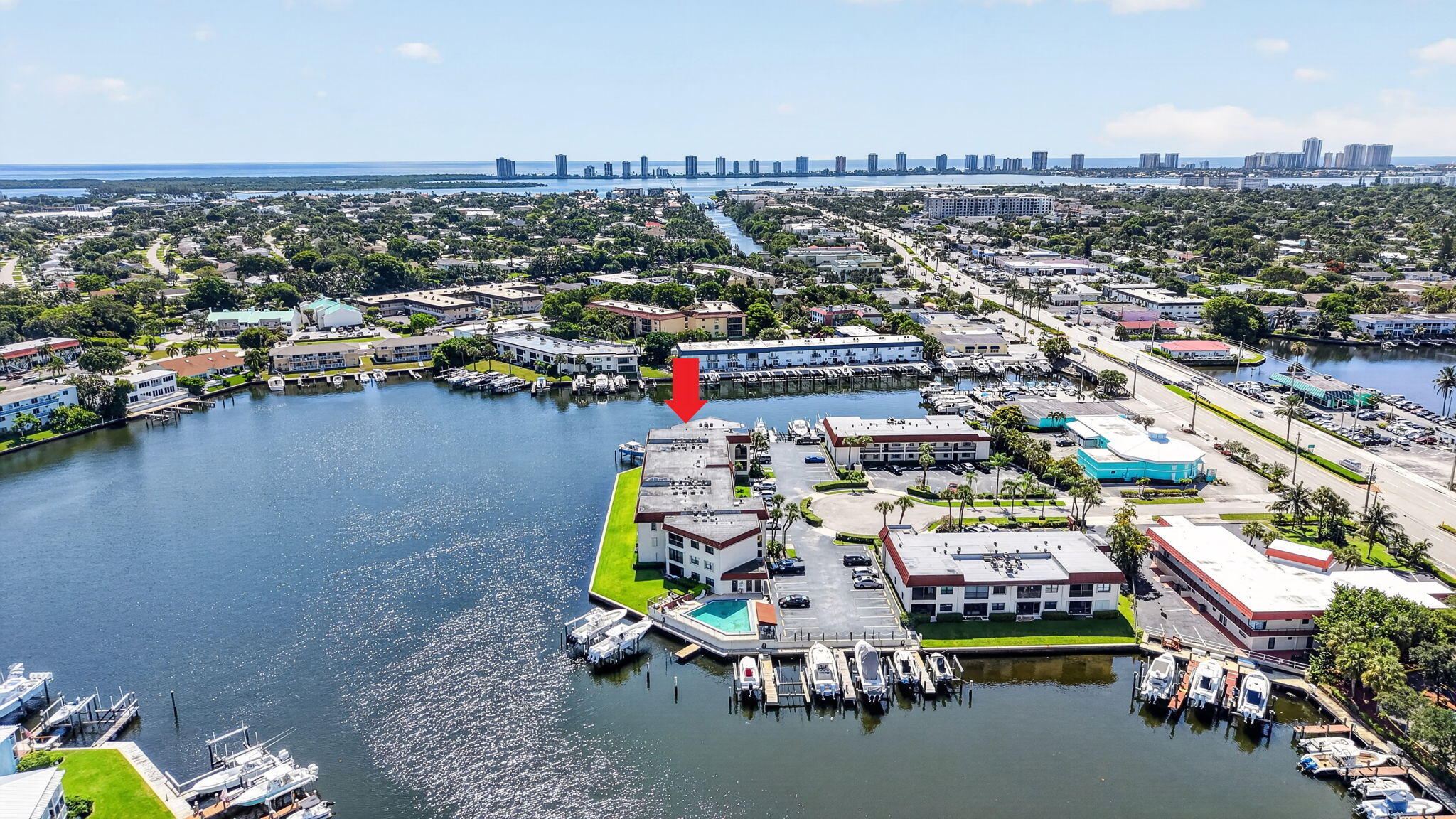 313 Lake Circle 316