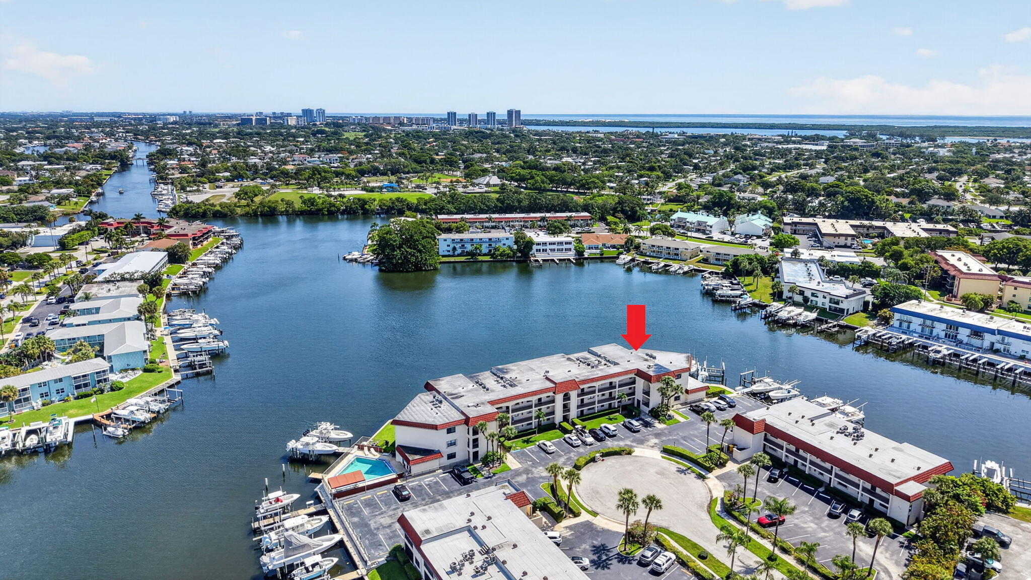 313 Lake Circle 316