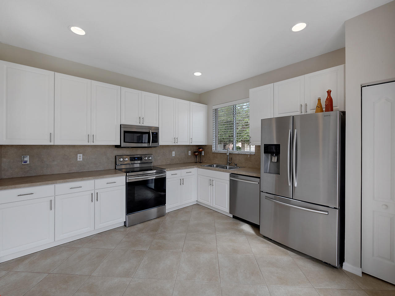 9563 SW Flowermound Circle, Port St. Lucie