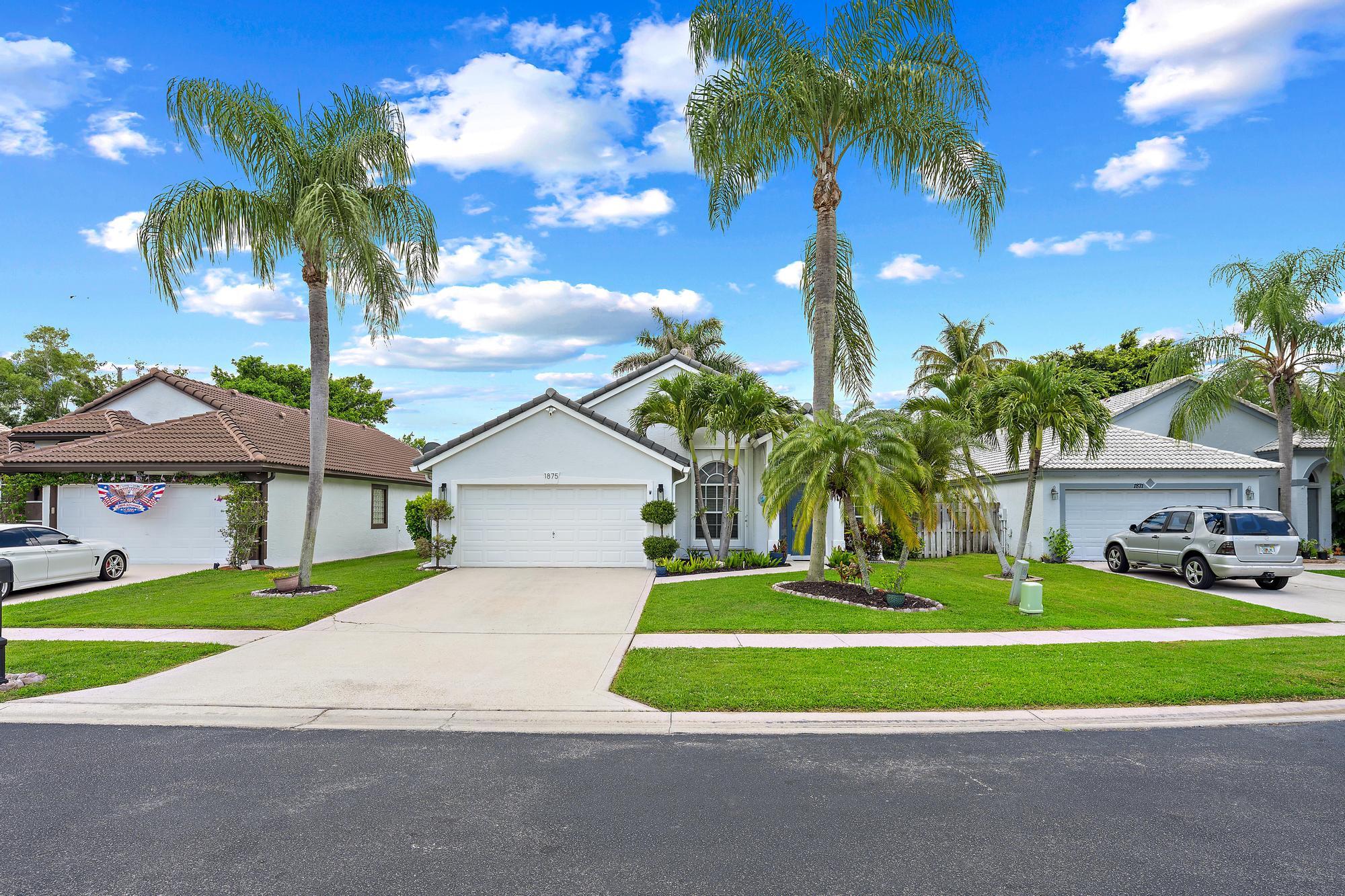 1875 Oak Berry Circle