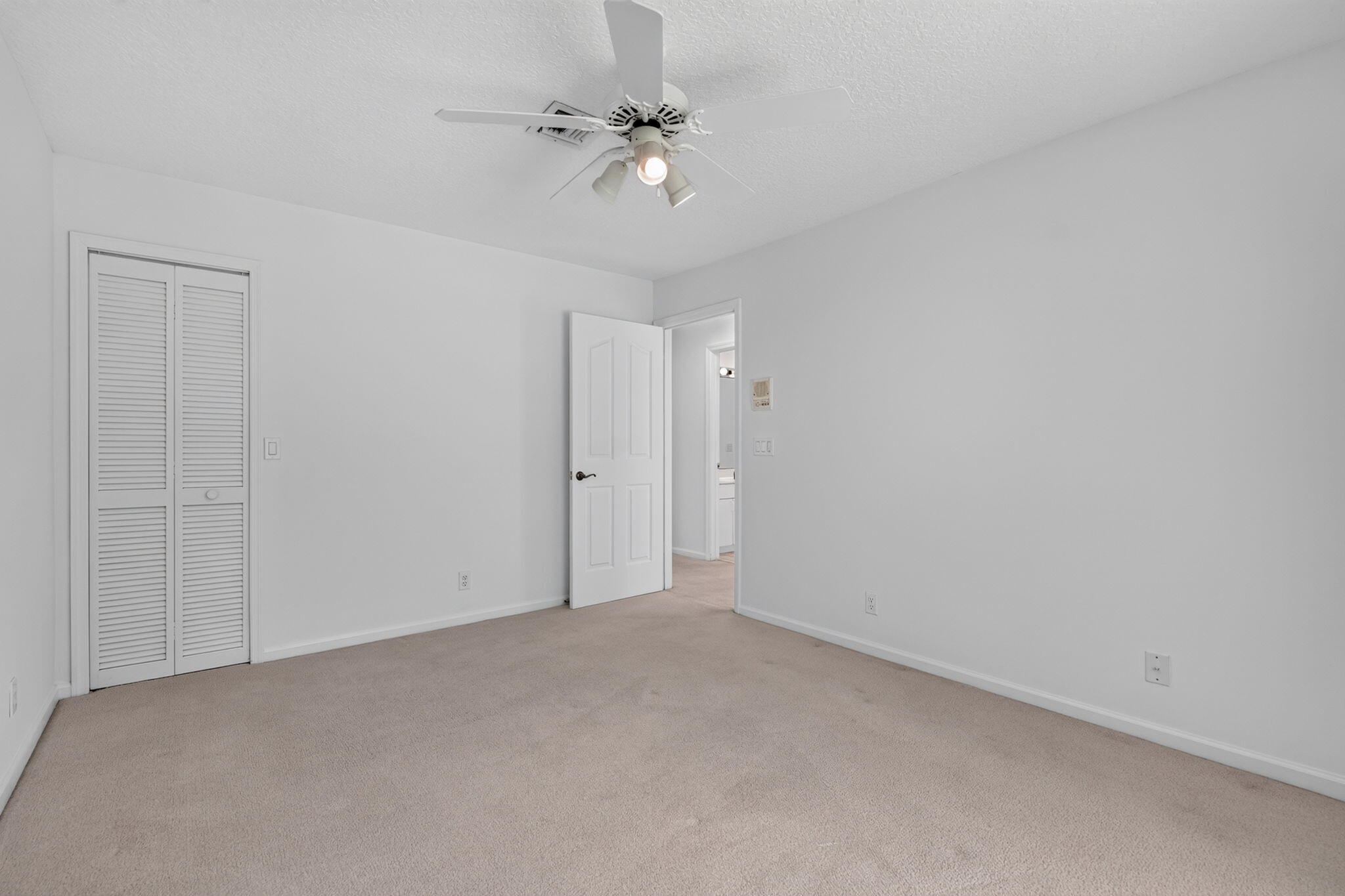 12168 Sandy Run, Farms