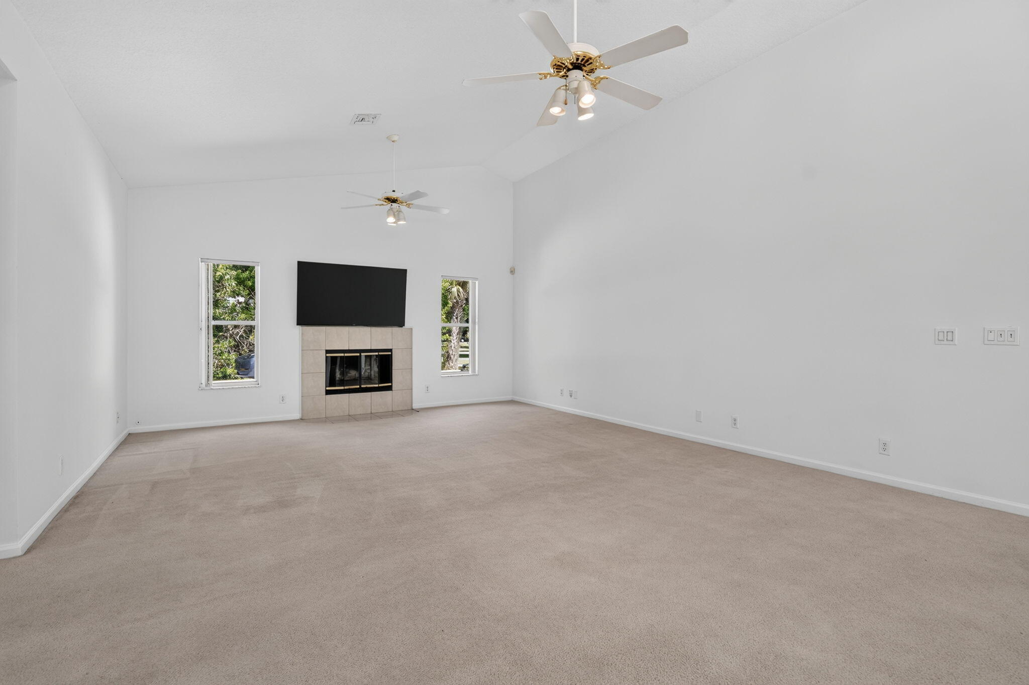 12168 Sandy Run, Farms