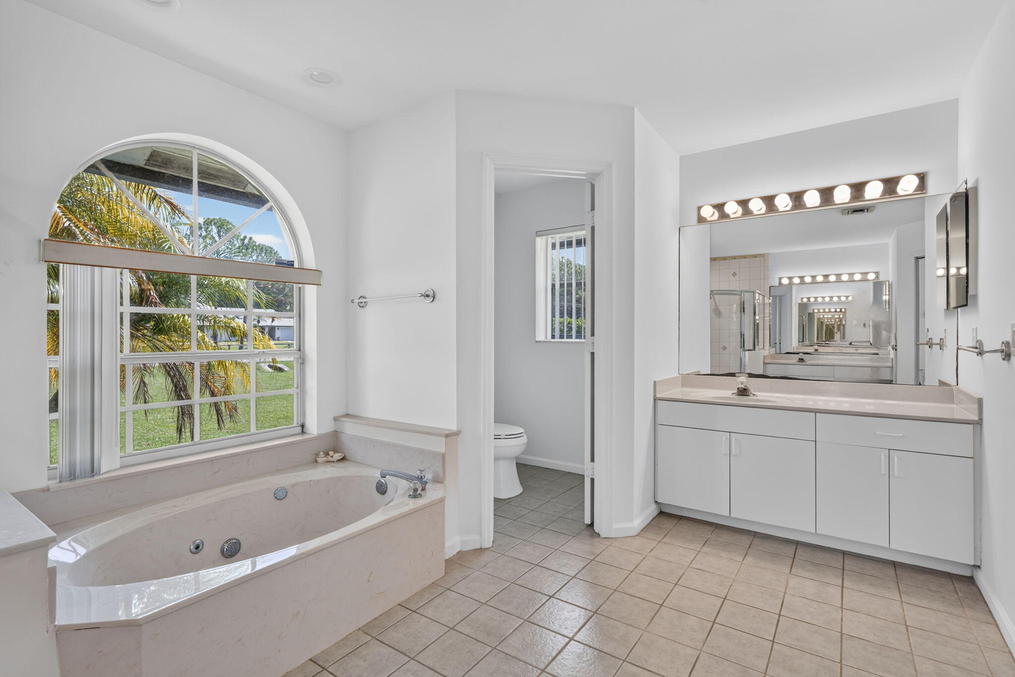 12168 Sandy Run, Farms