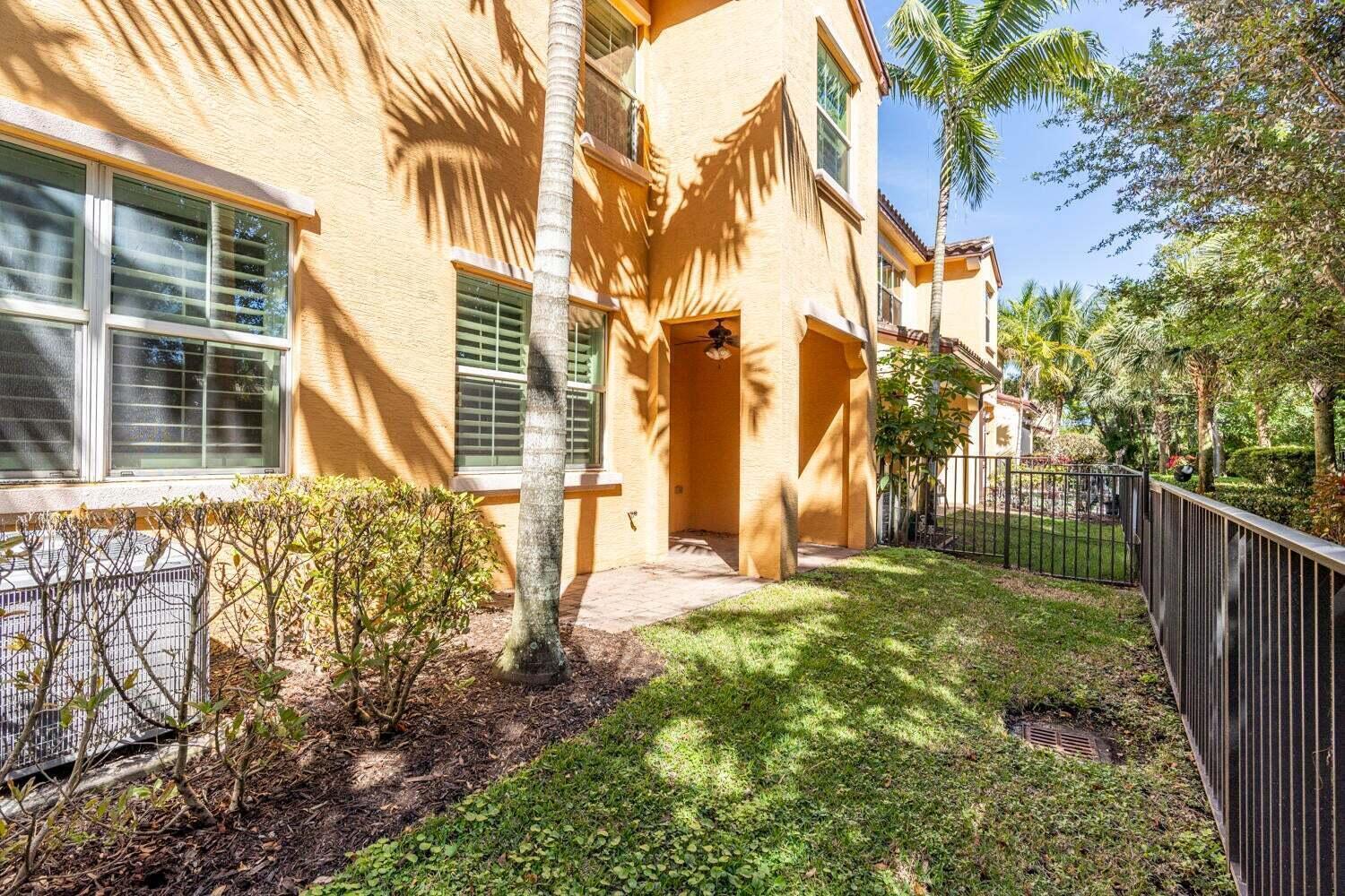 4628 Mediterranean Circle