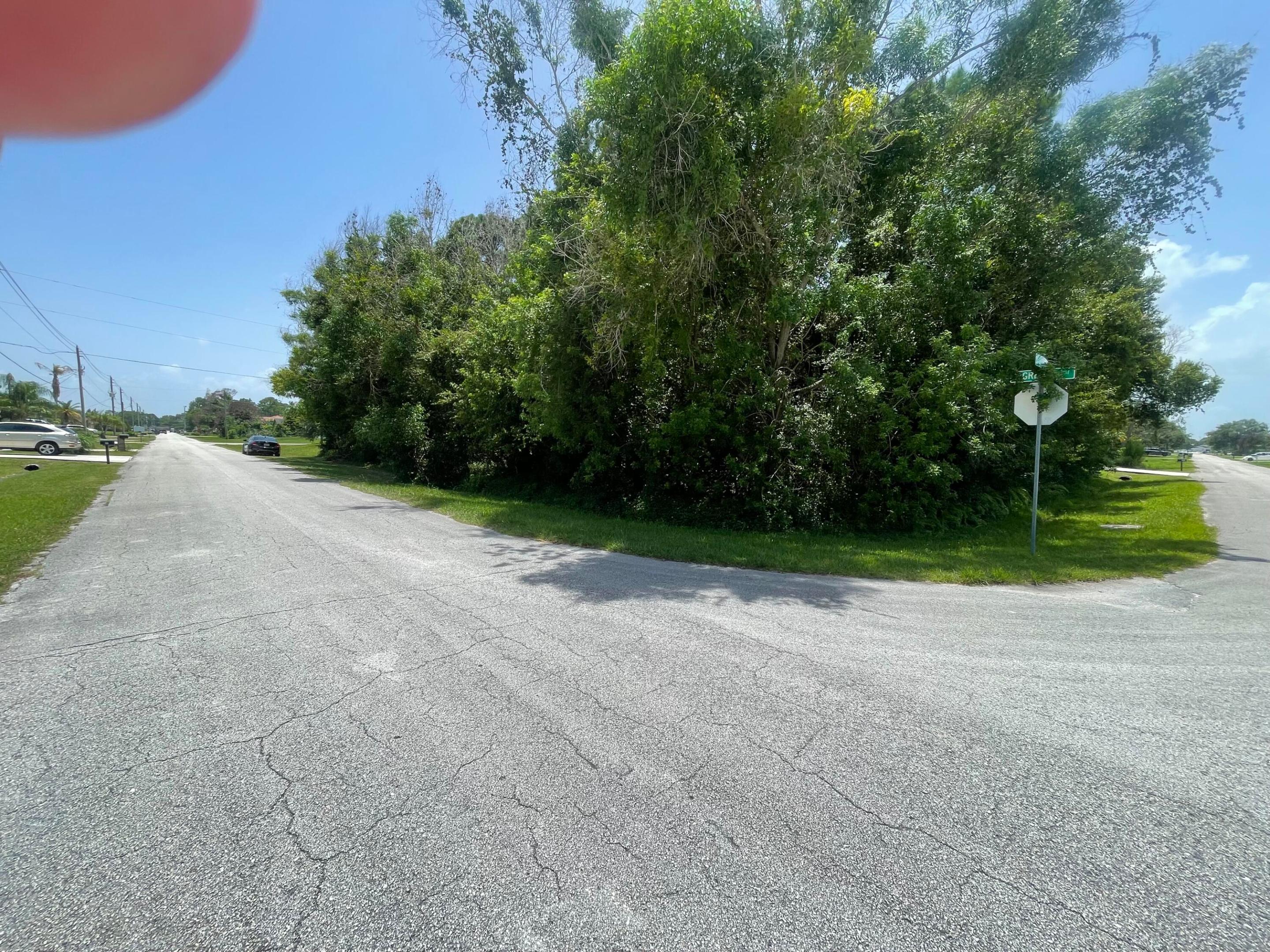 638 NW Grenada Street, Port St. Lucie