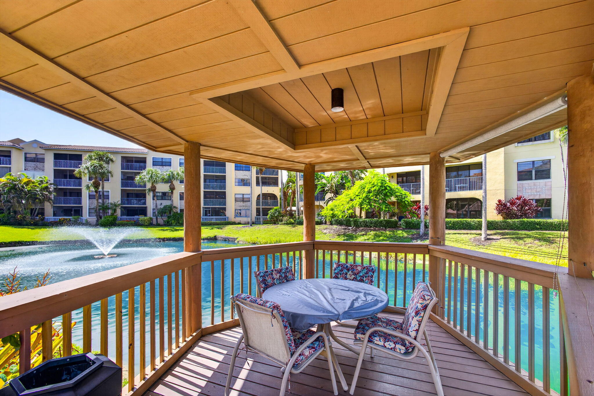 700 Uno Lago Drive 403