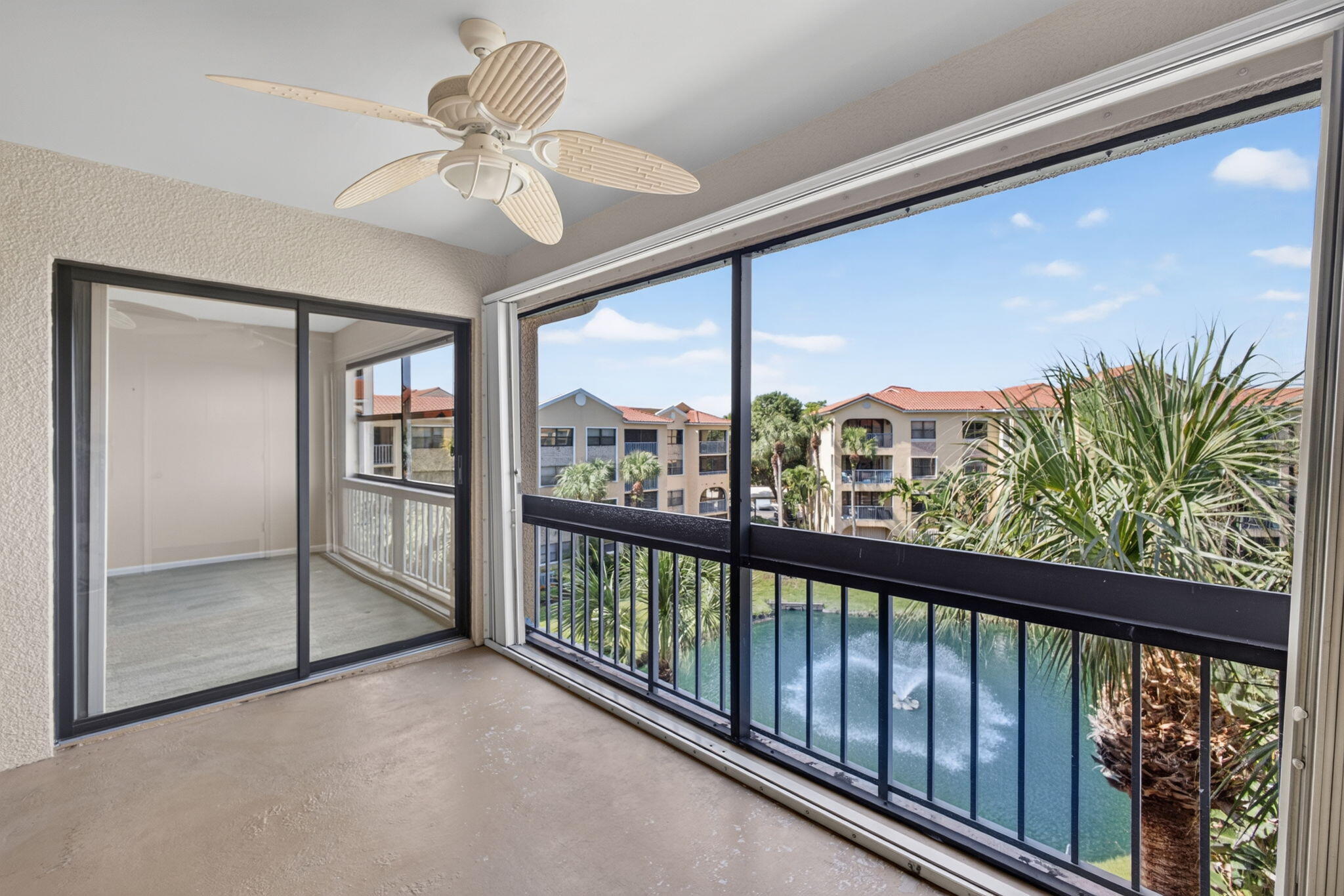 700 Uno Lago Drive 403