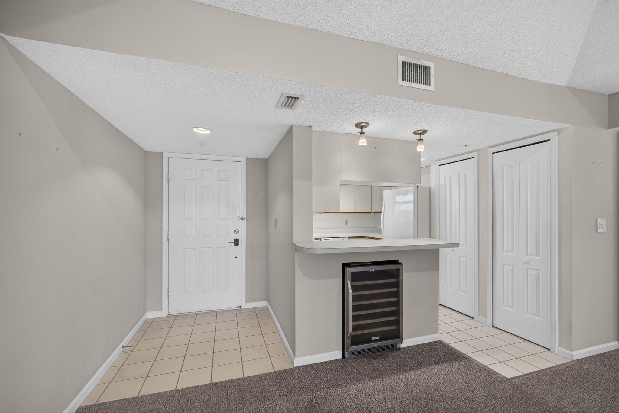 700 Uno Lago Drive 403