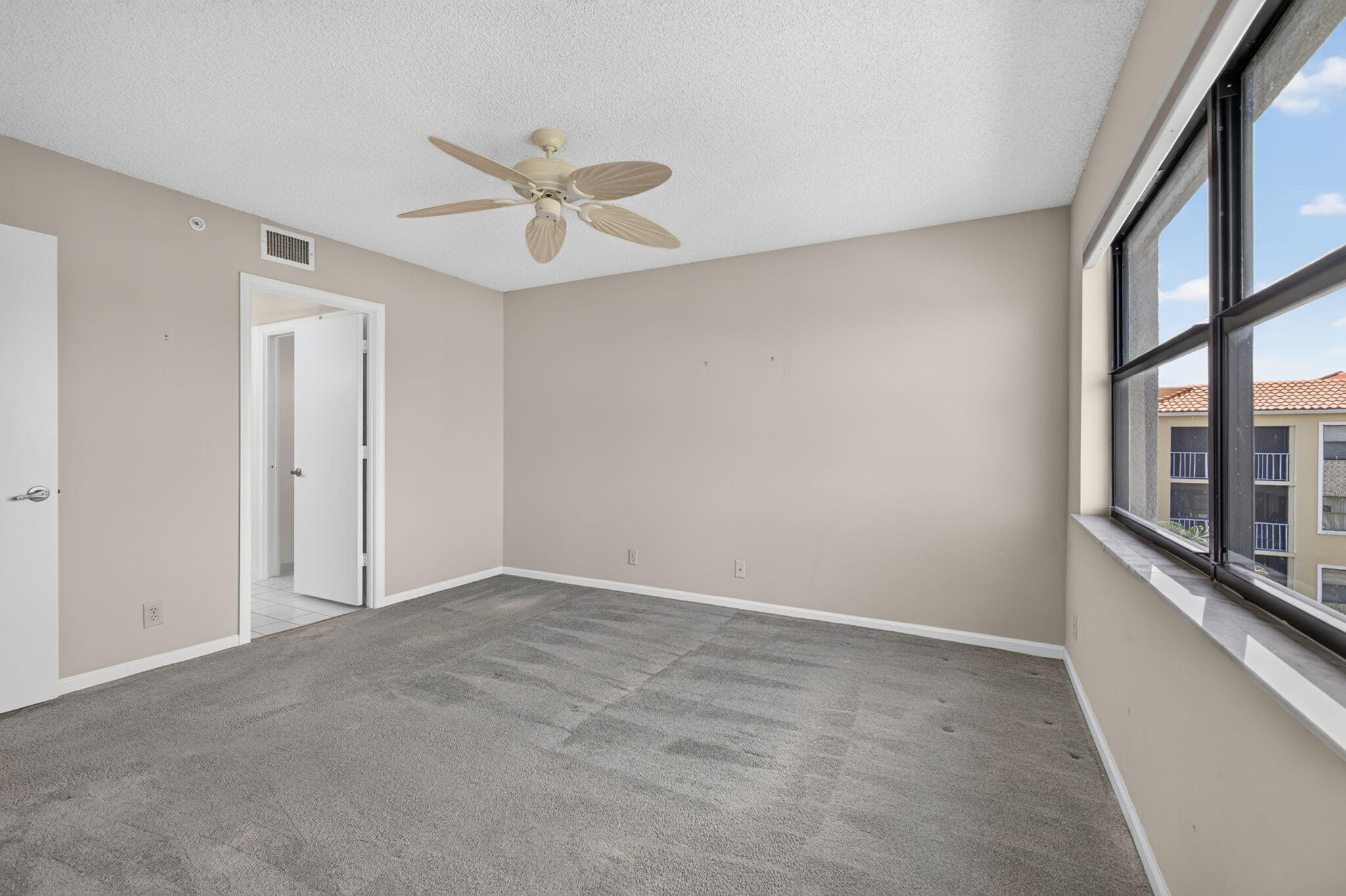 700 Uno Lago Drive 403