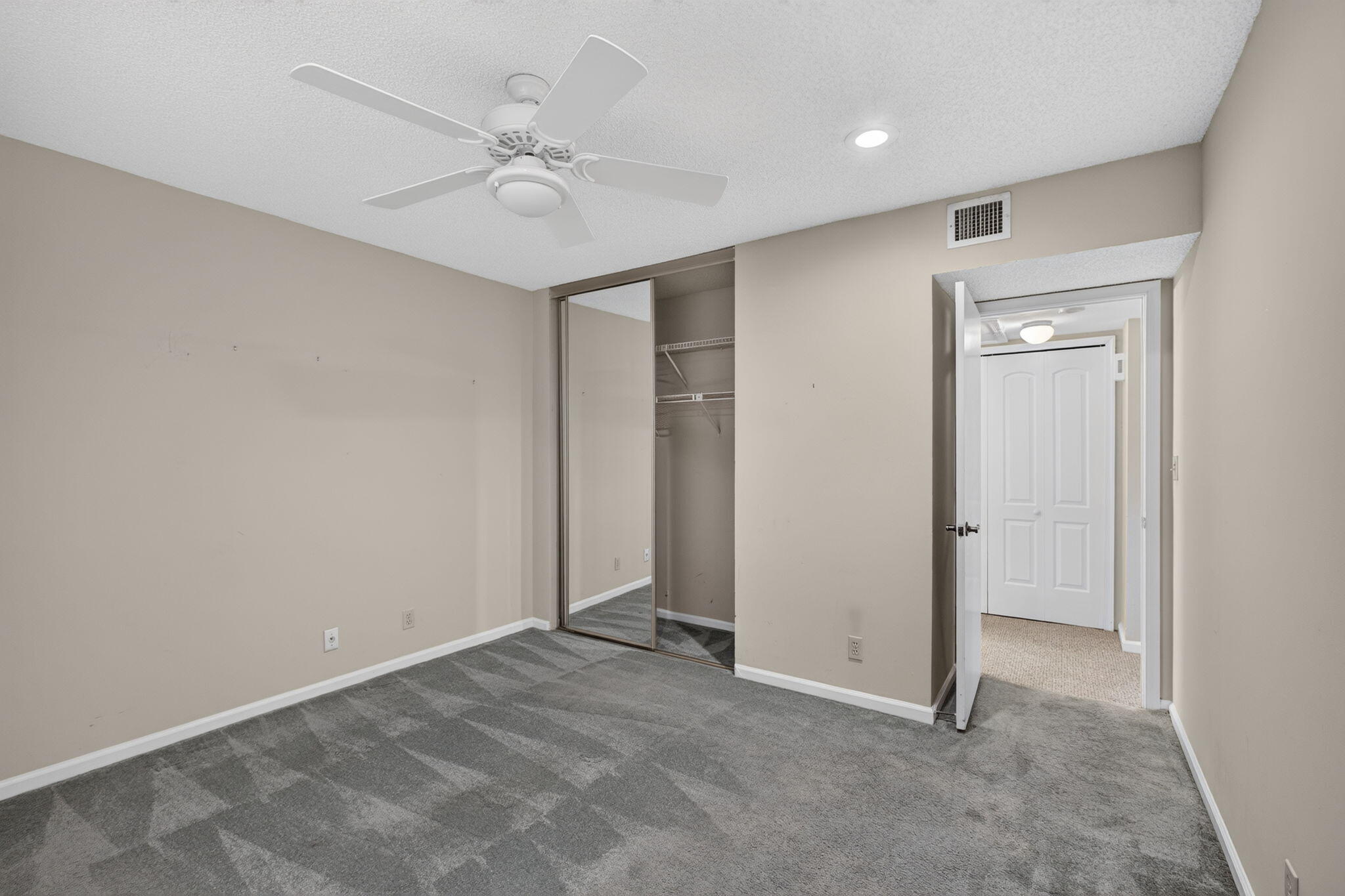 700 Uno Lago Drive 403