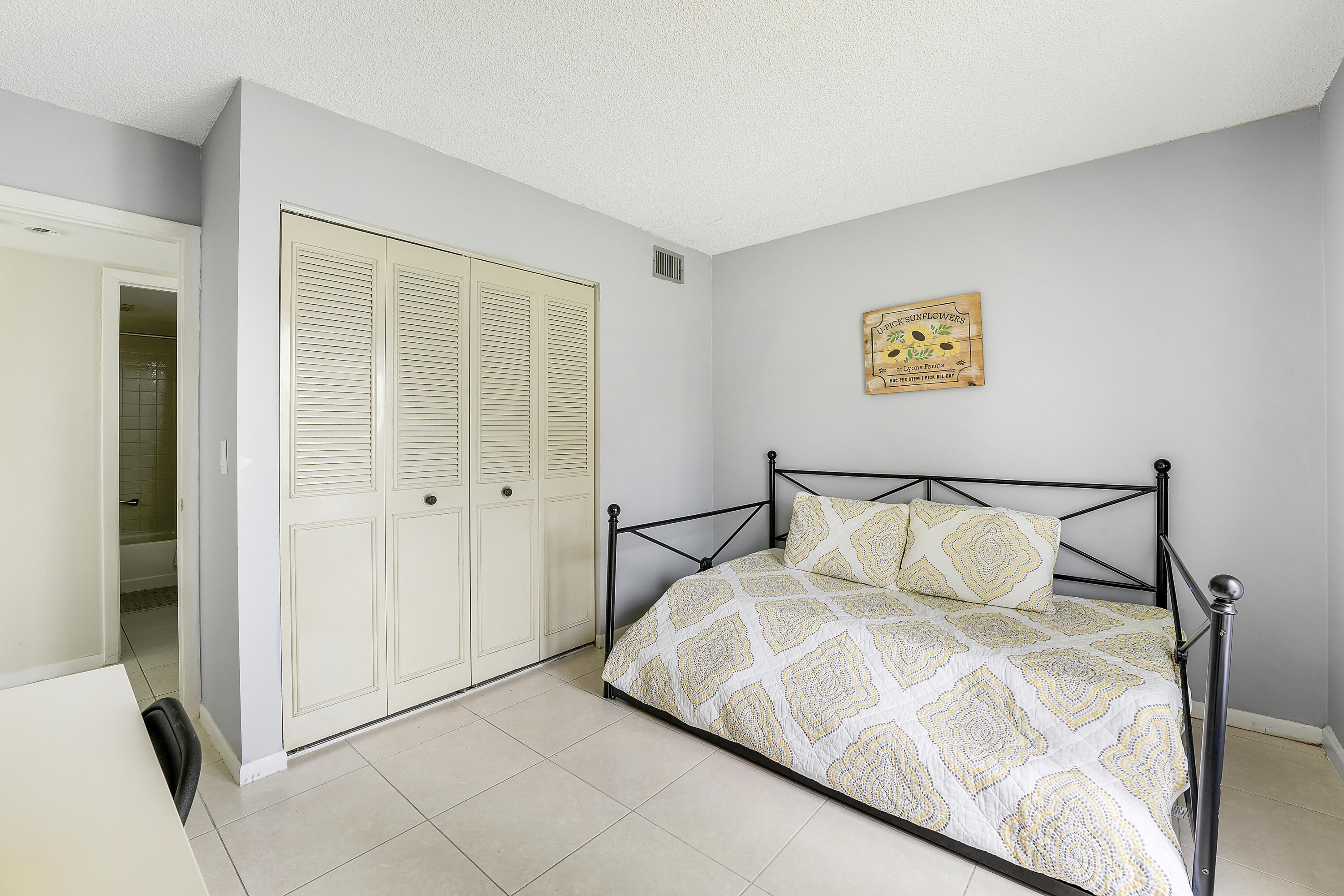 1112 Green Pine Boulevard G1