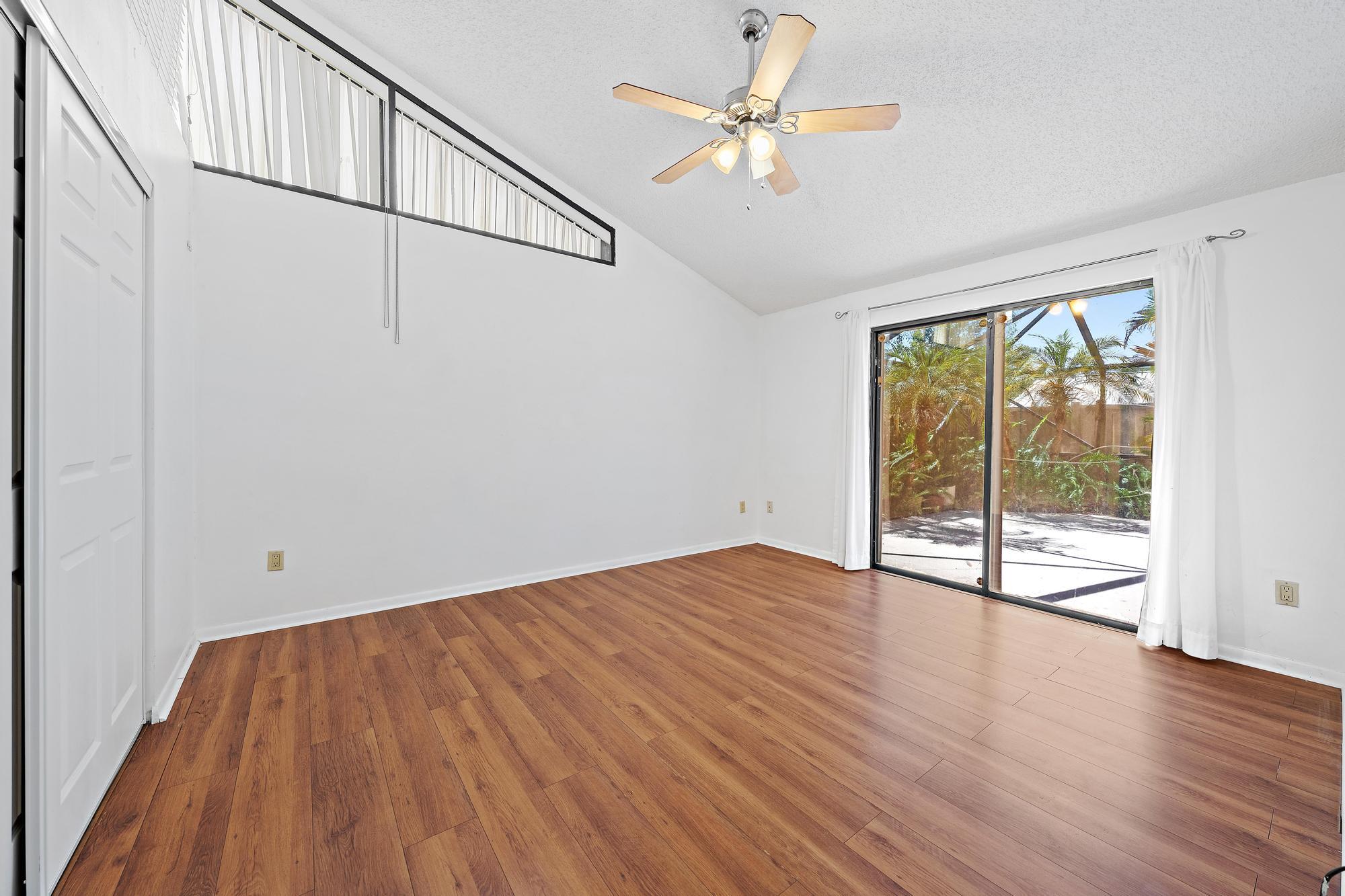 5590 Golden Eagle Circle