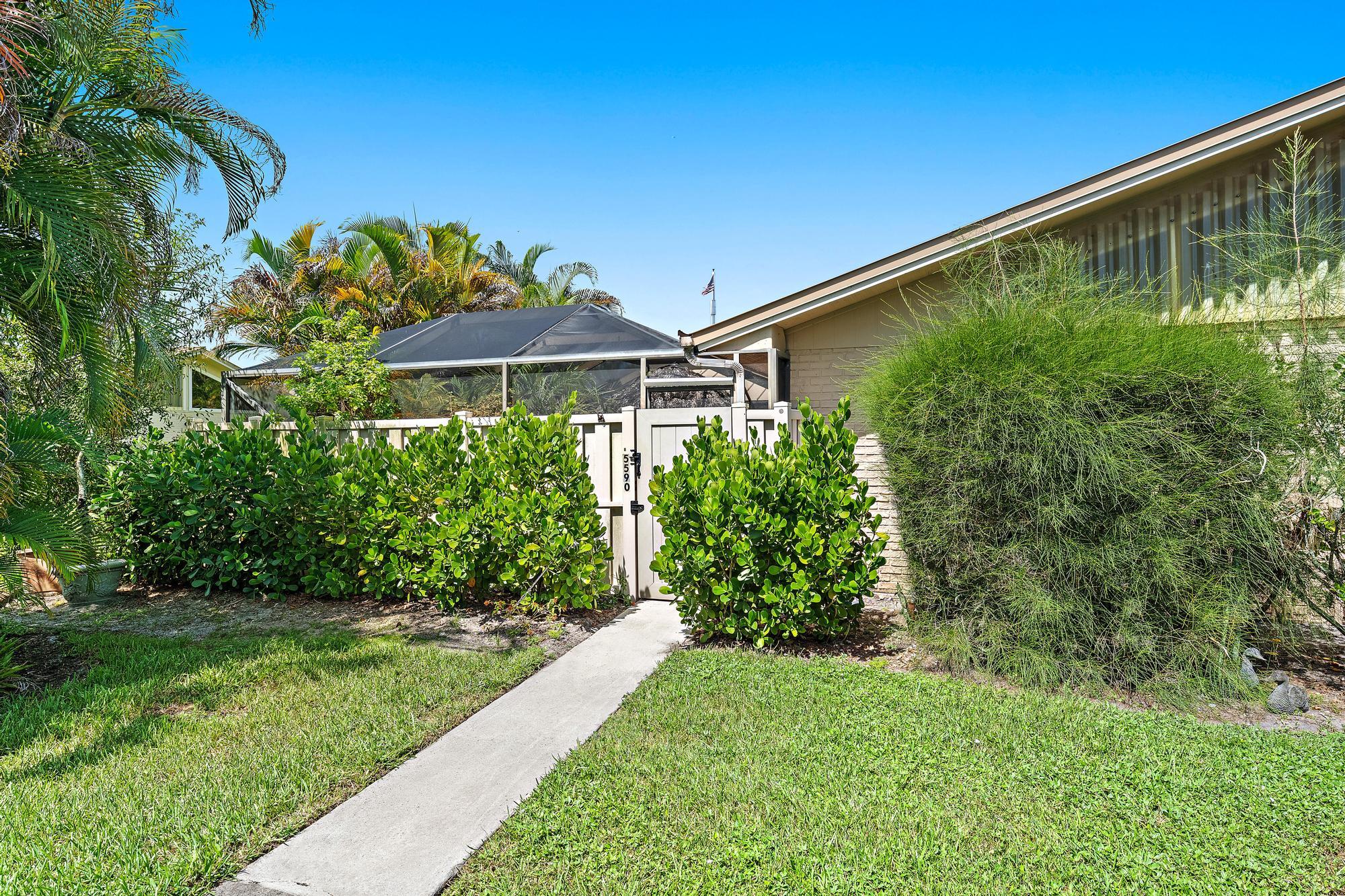 5590 Golden Eagle Circle