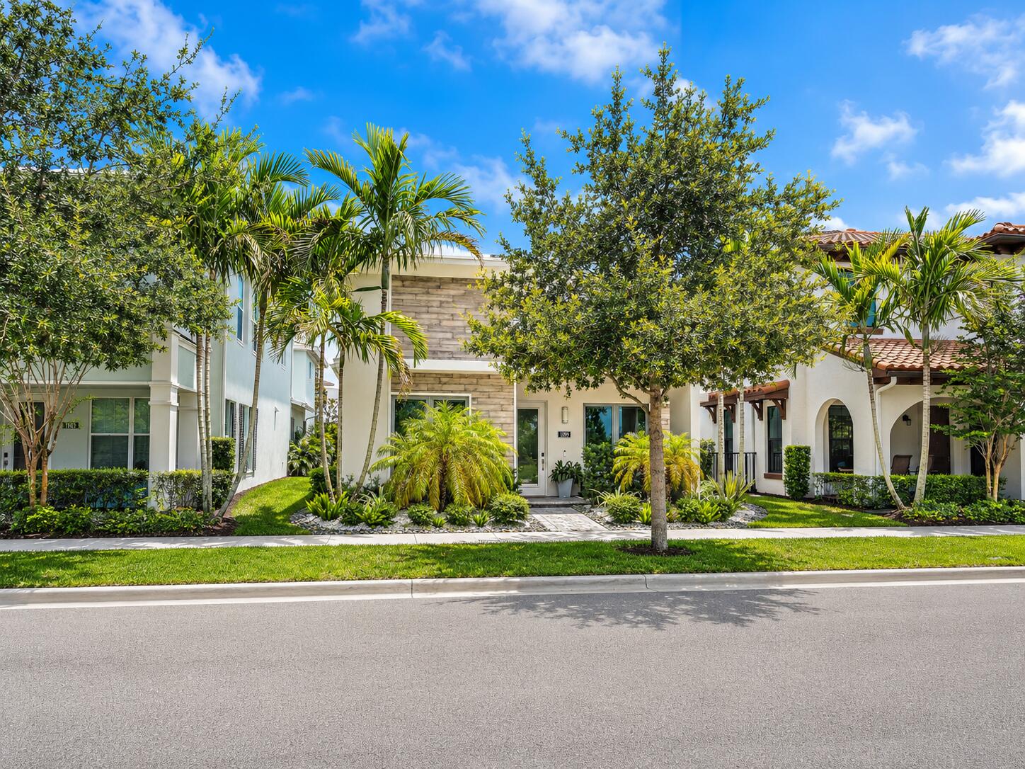 1189 Faulkner Terrace