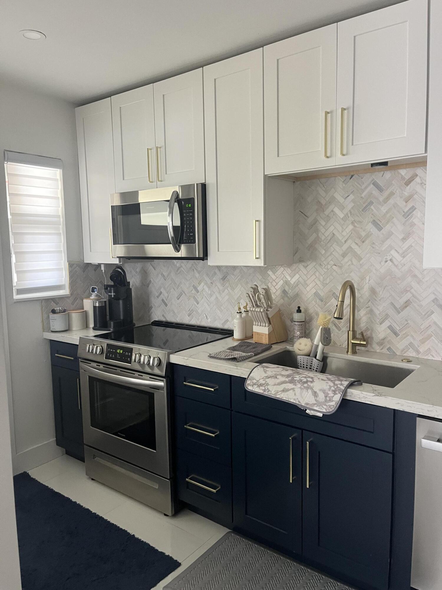 2701 NE 1ST Street 209