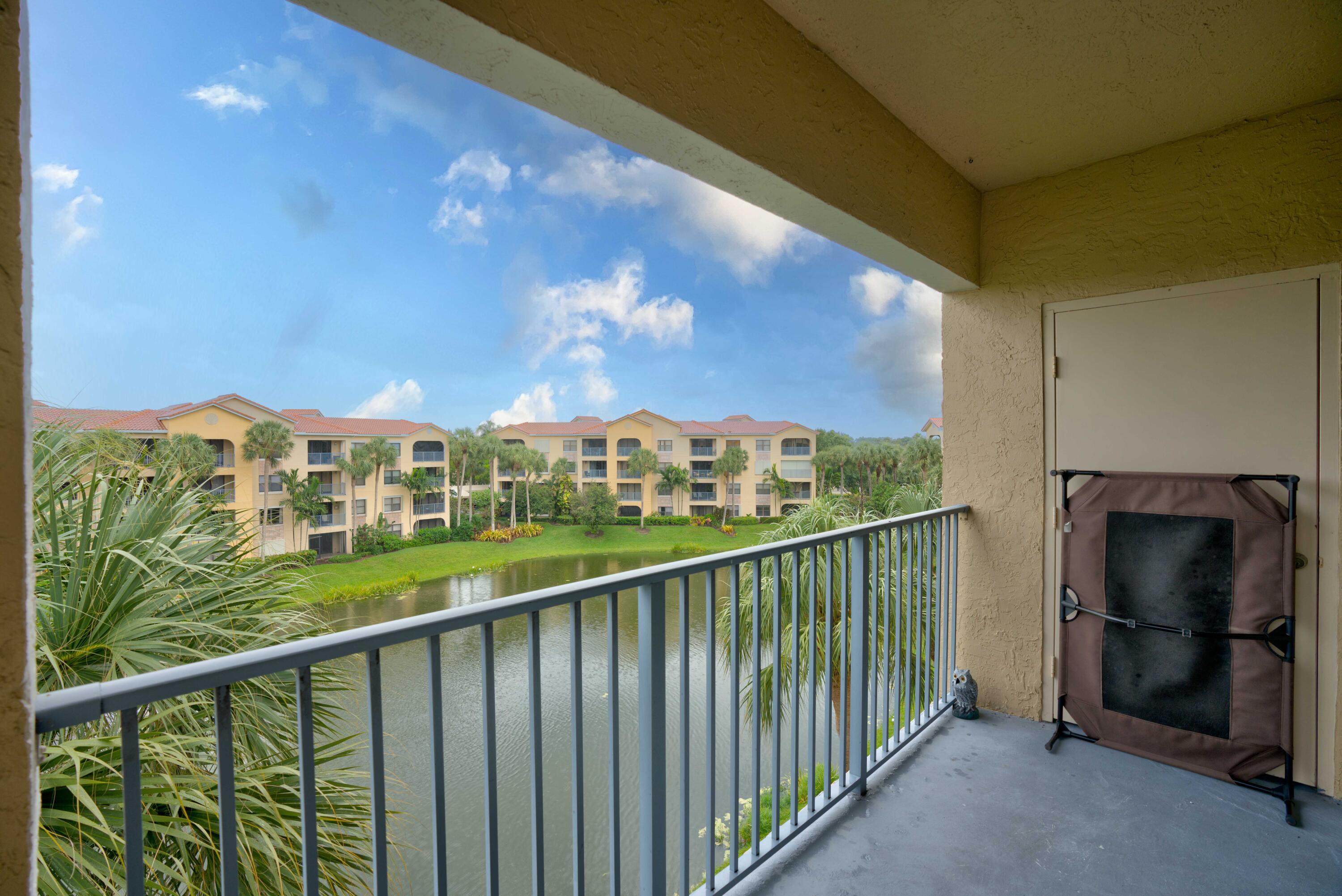 100 UNO LAGO Drive 402