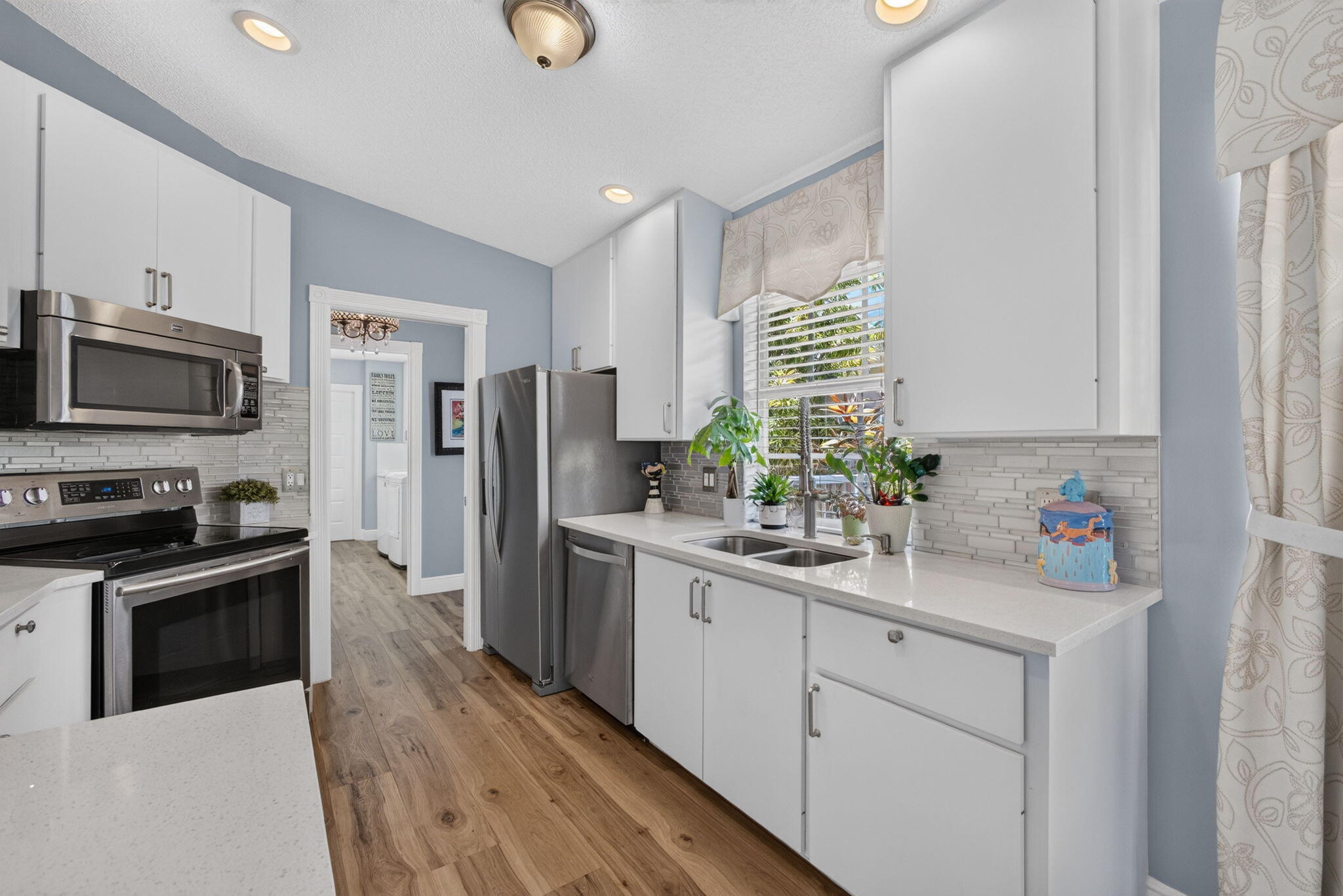 4089 Old Oak Drive