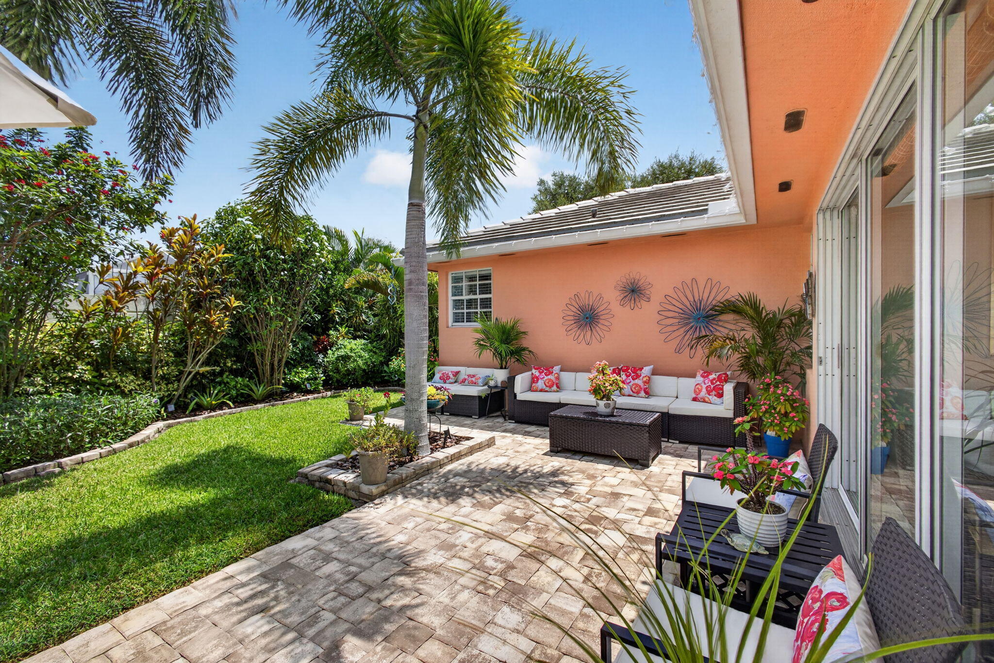4089 Old Oak Drive