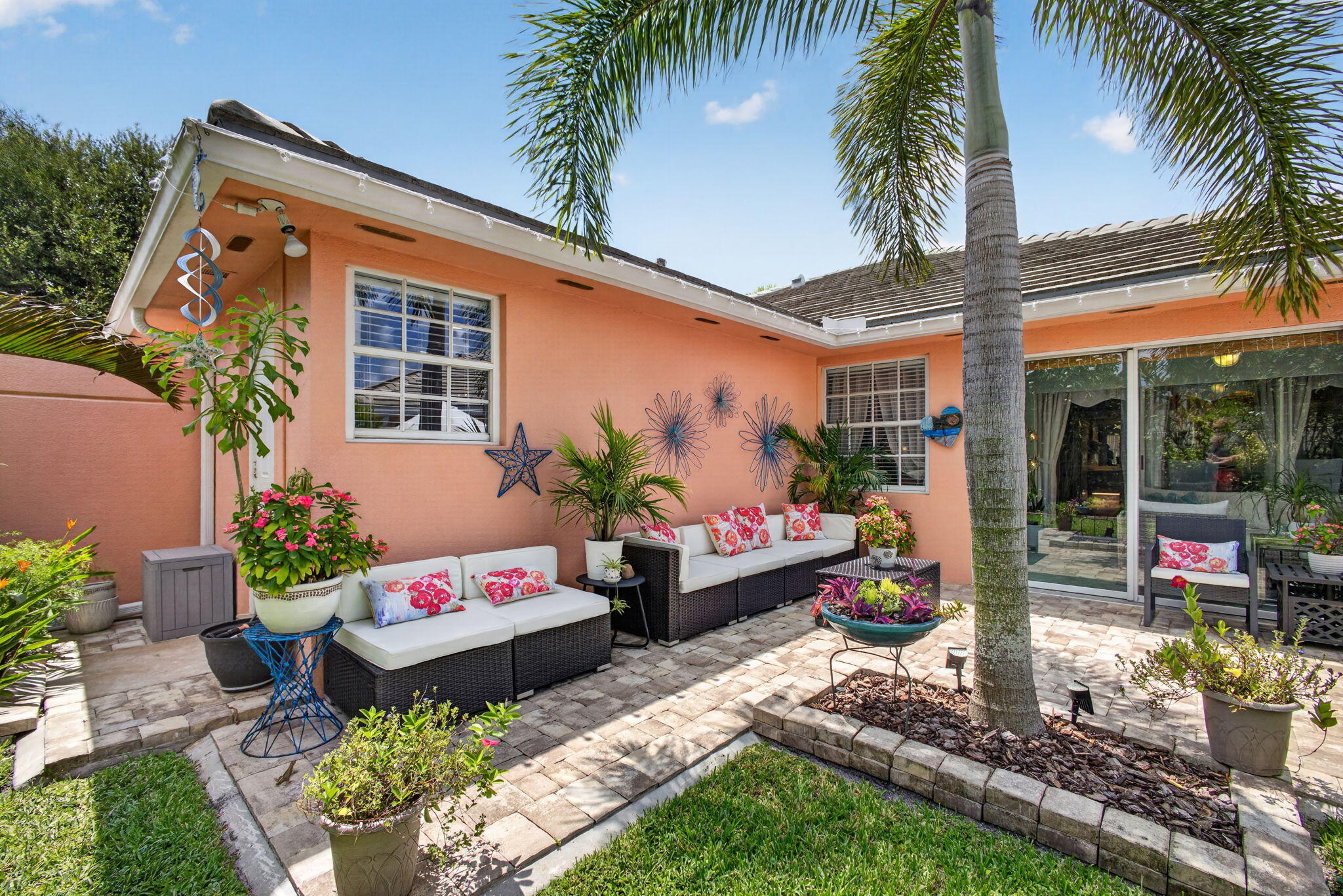 4089 Old Oak Drive