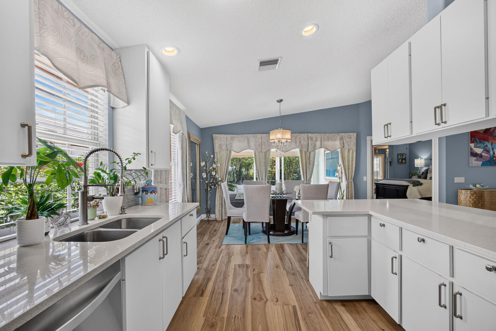 4089 Old Oak Drive