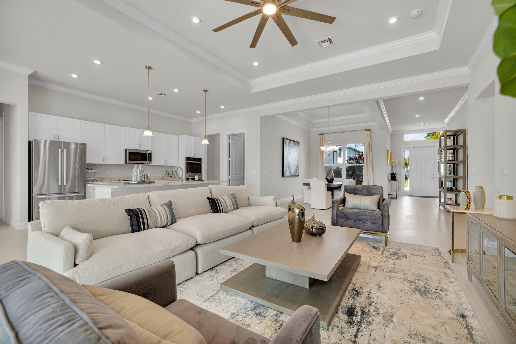735 SW PENNFIELD Terrace