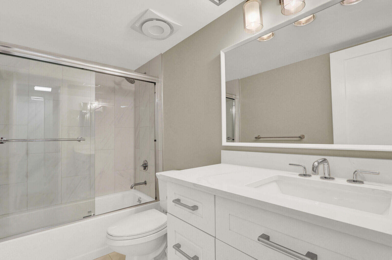 12910 BRIARLAKE Drive 203