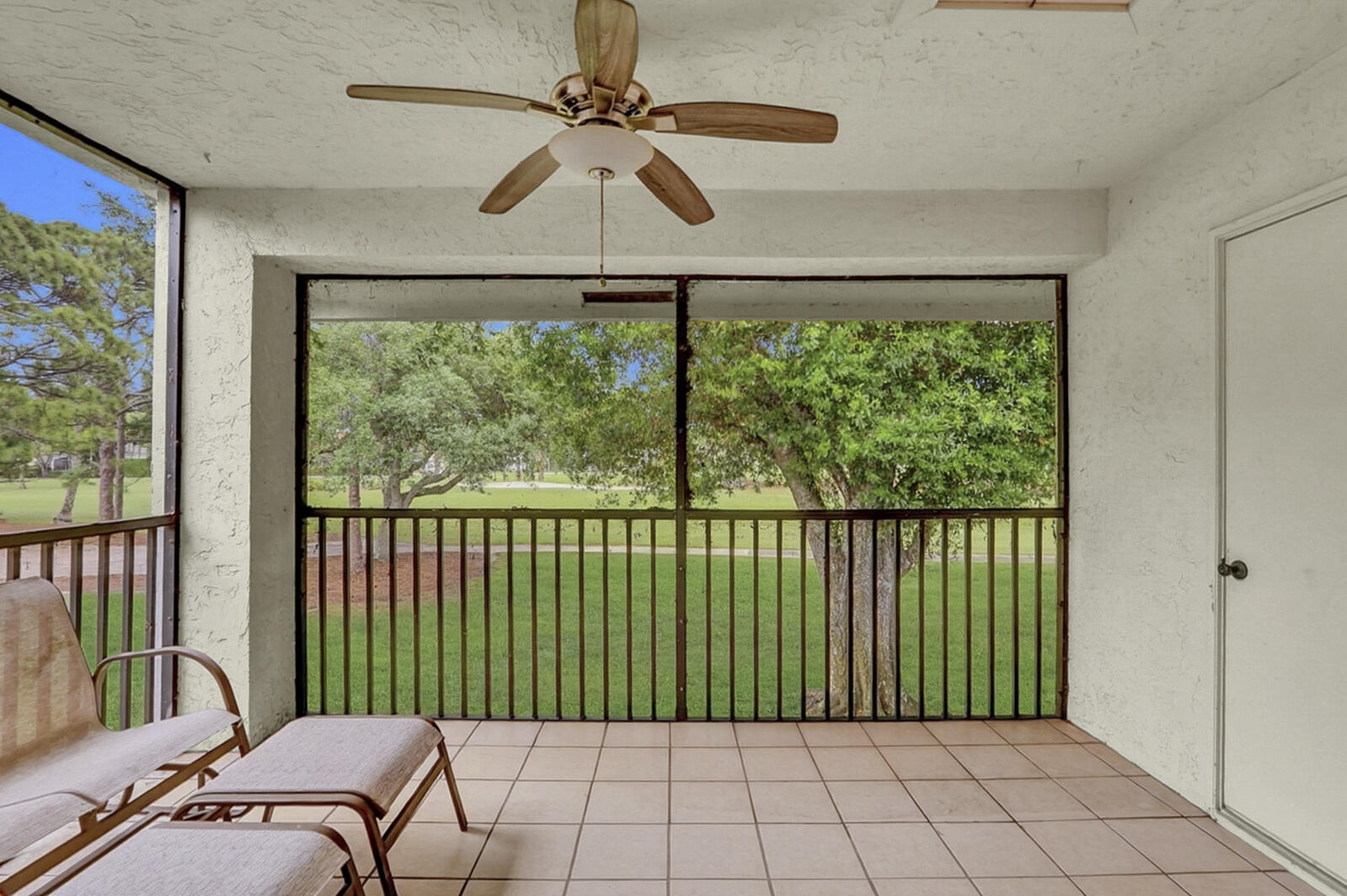 12910 BRIARLAKE Drive 203