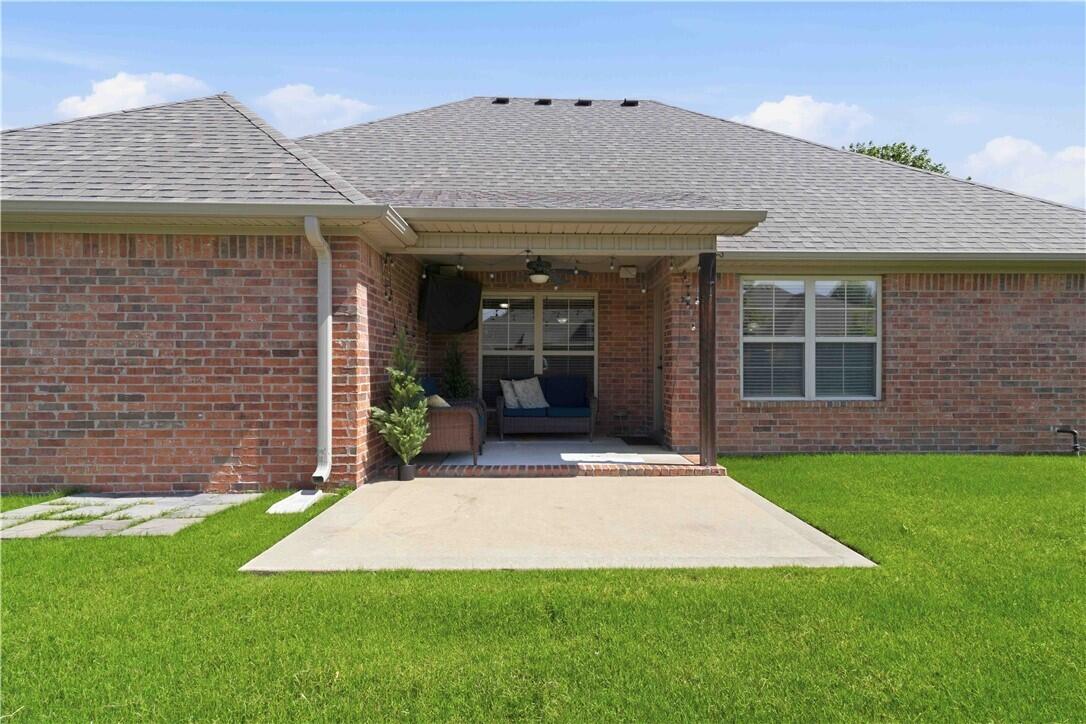 3673 W Mountain View Drive