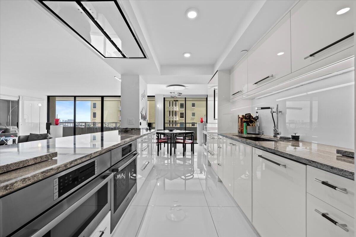 5280 N OCEAN Drive 10C