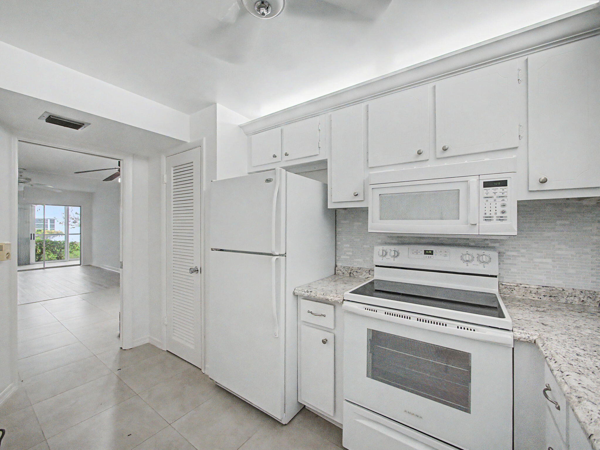 3 Westwood Avenue 101E