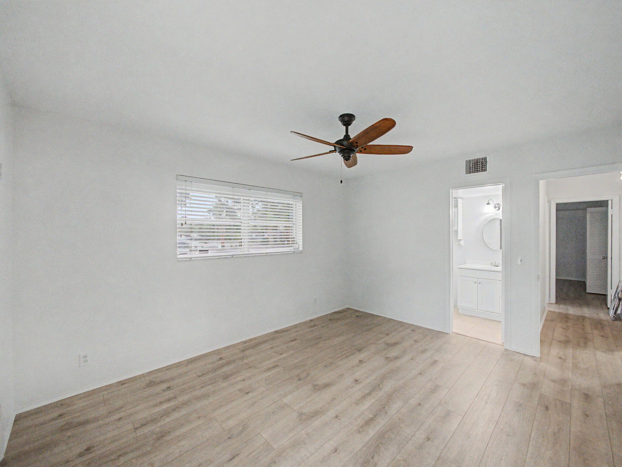 3 Westwood Avenue 101E