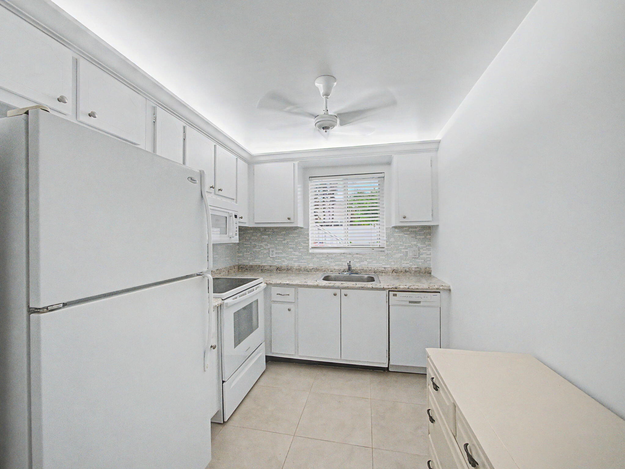 3 Westwood Avenue 101E