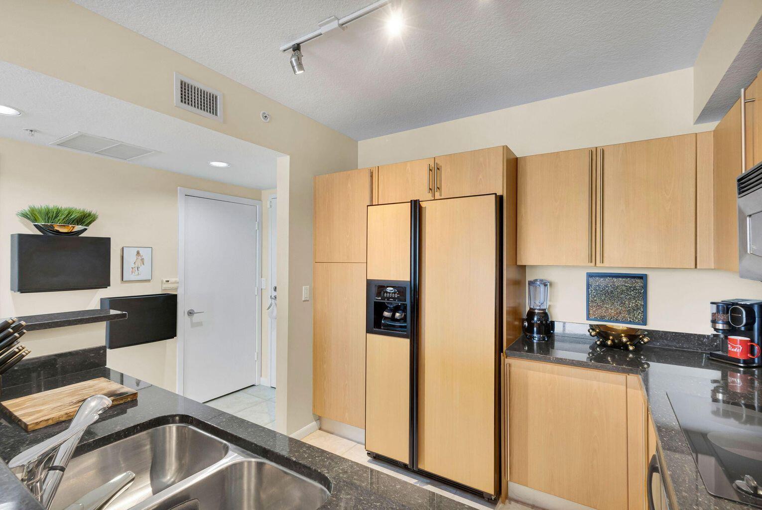 1551 N Flagler Drive 804