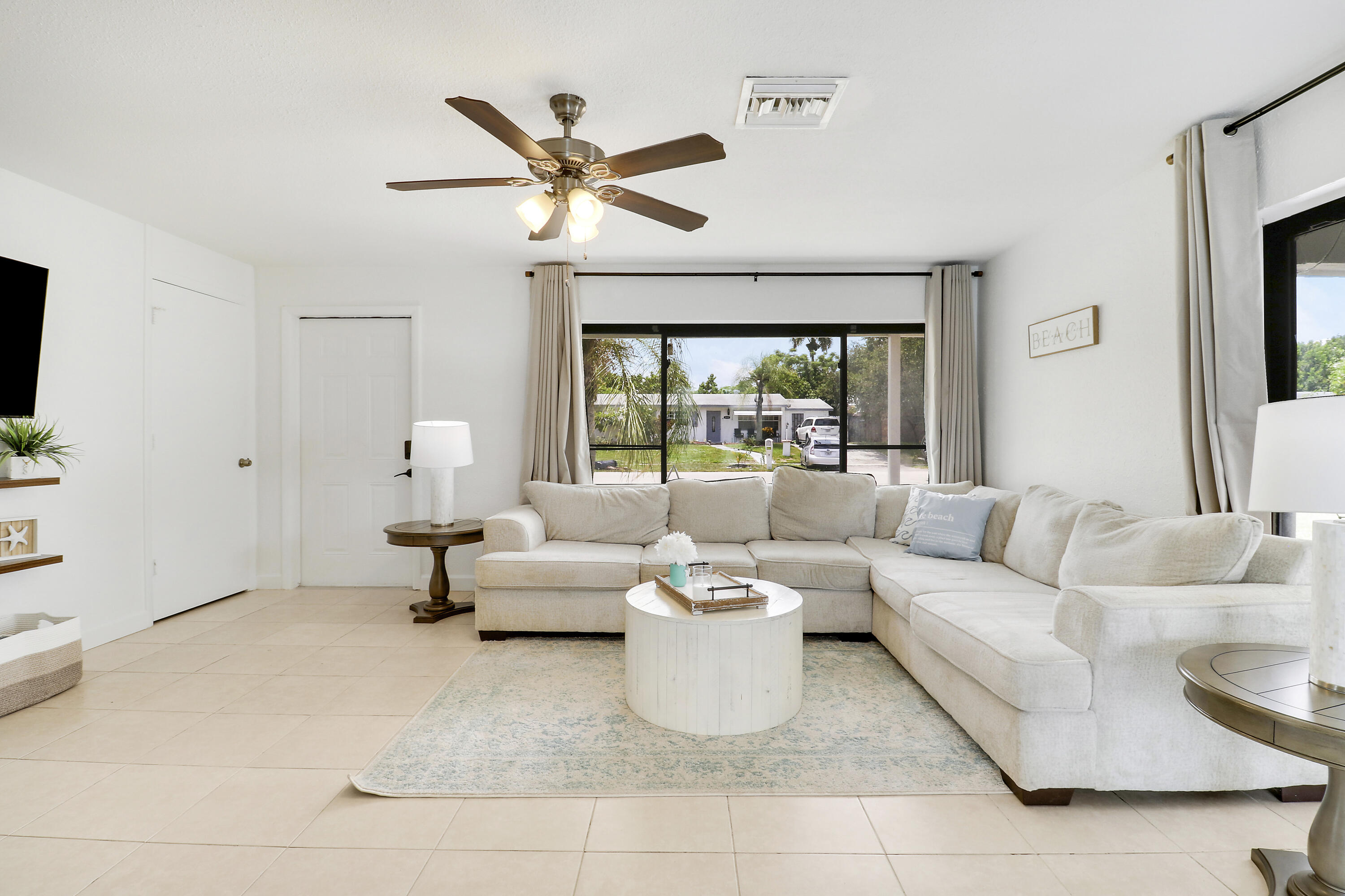 3539 Everglades Road