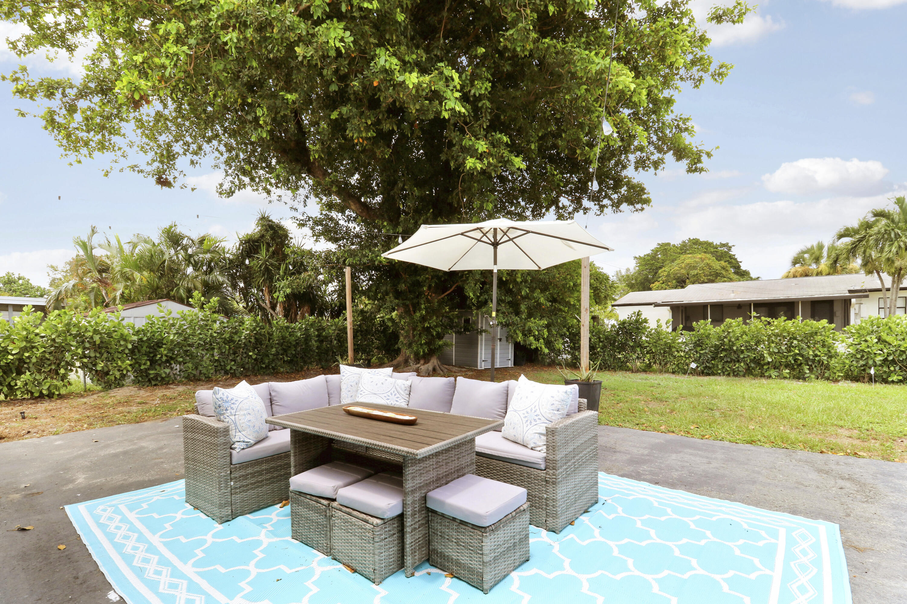 3539 Everglades Road