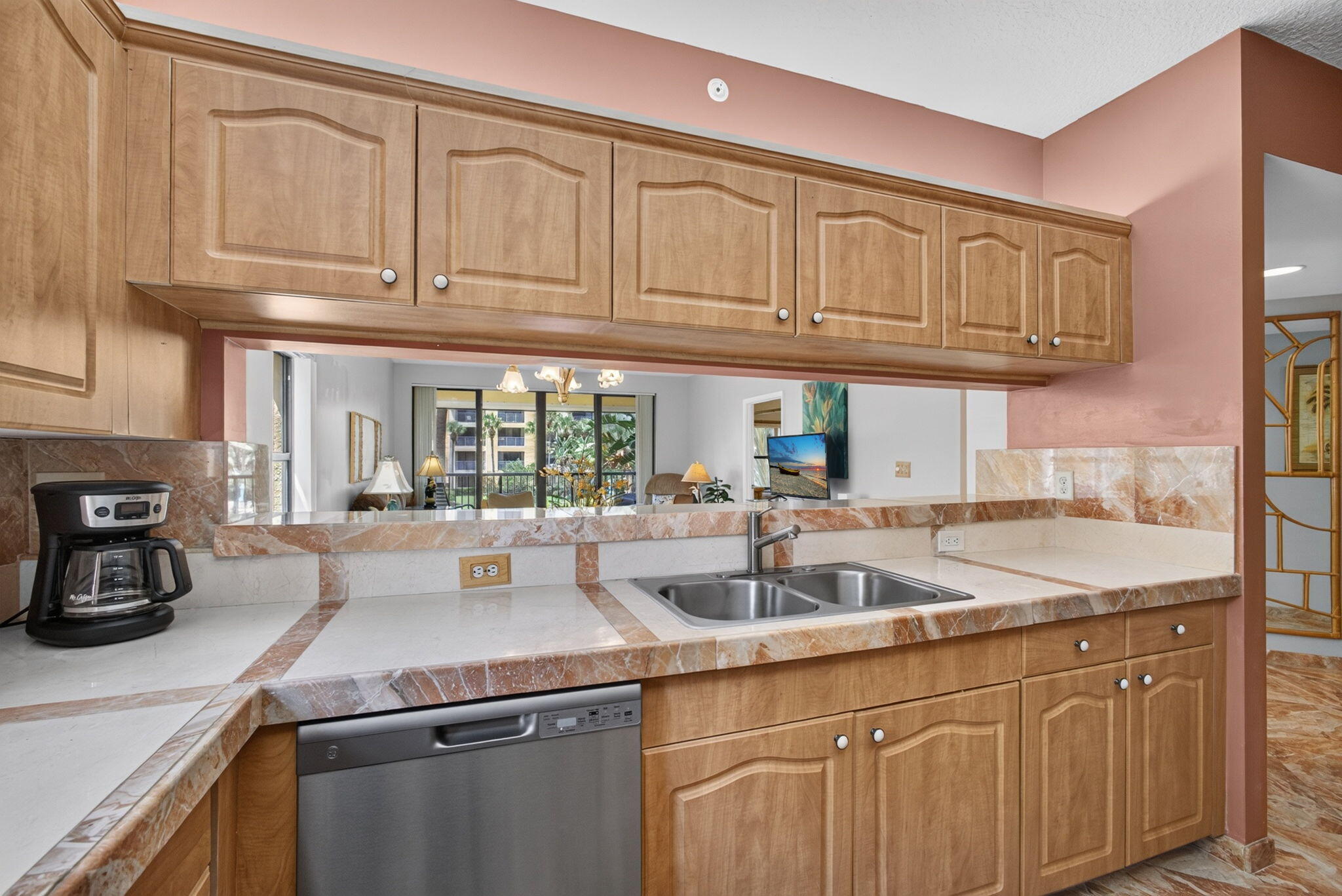 500 UNO LAGO Drive 201