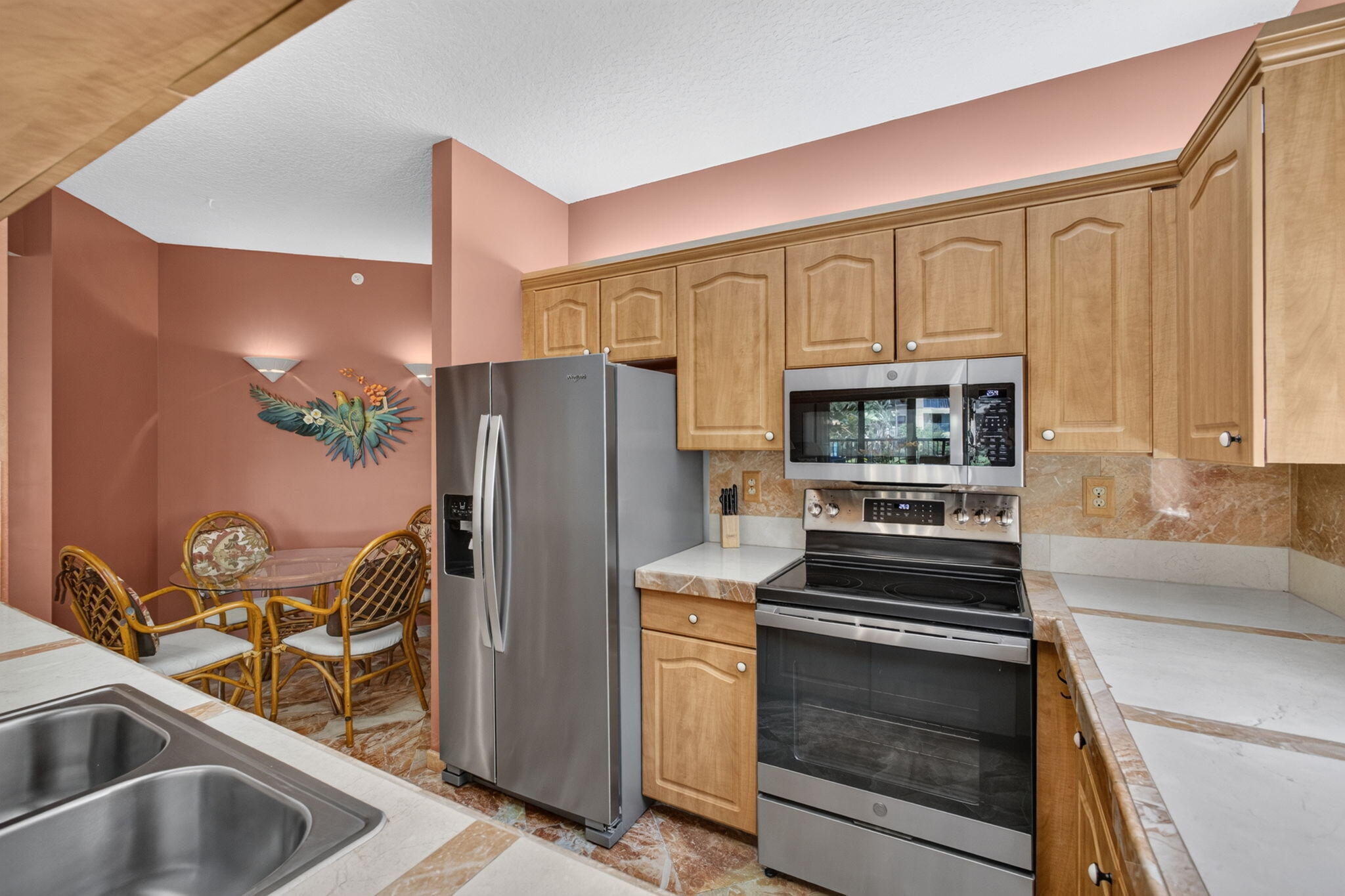 500 UNO LAGO Drive 201